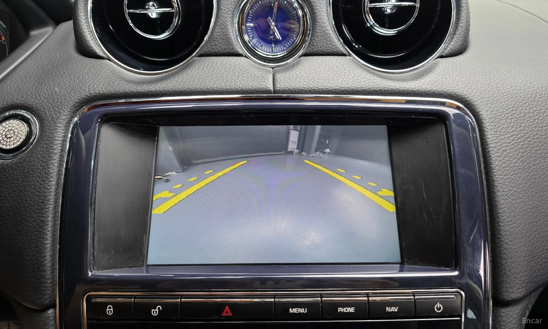 Jaguar All New XJ превью 17