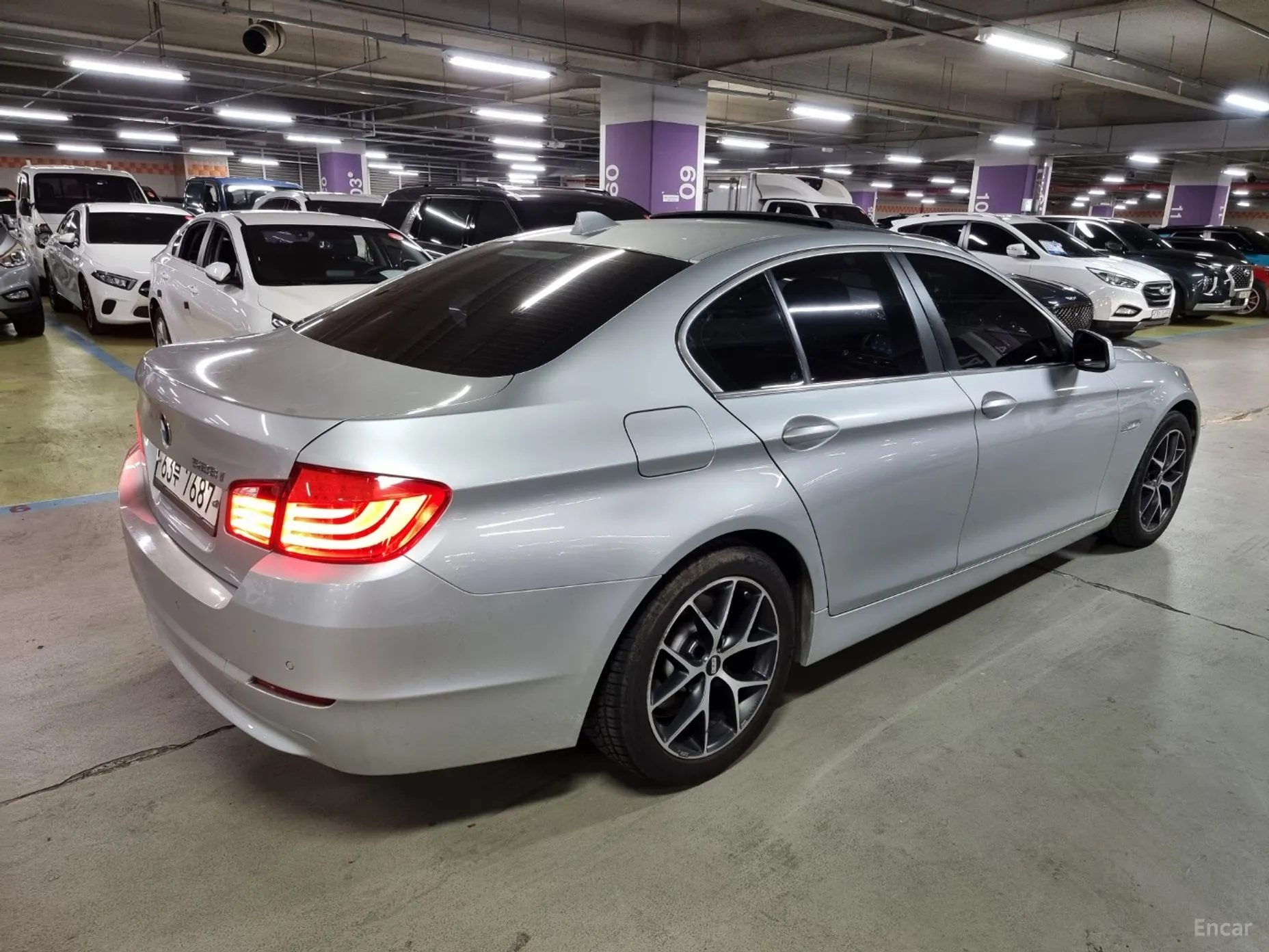BMW 5 Series (F10) превью 3