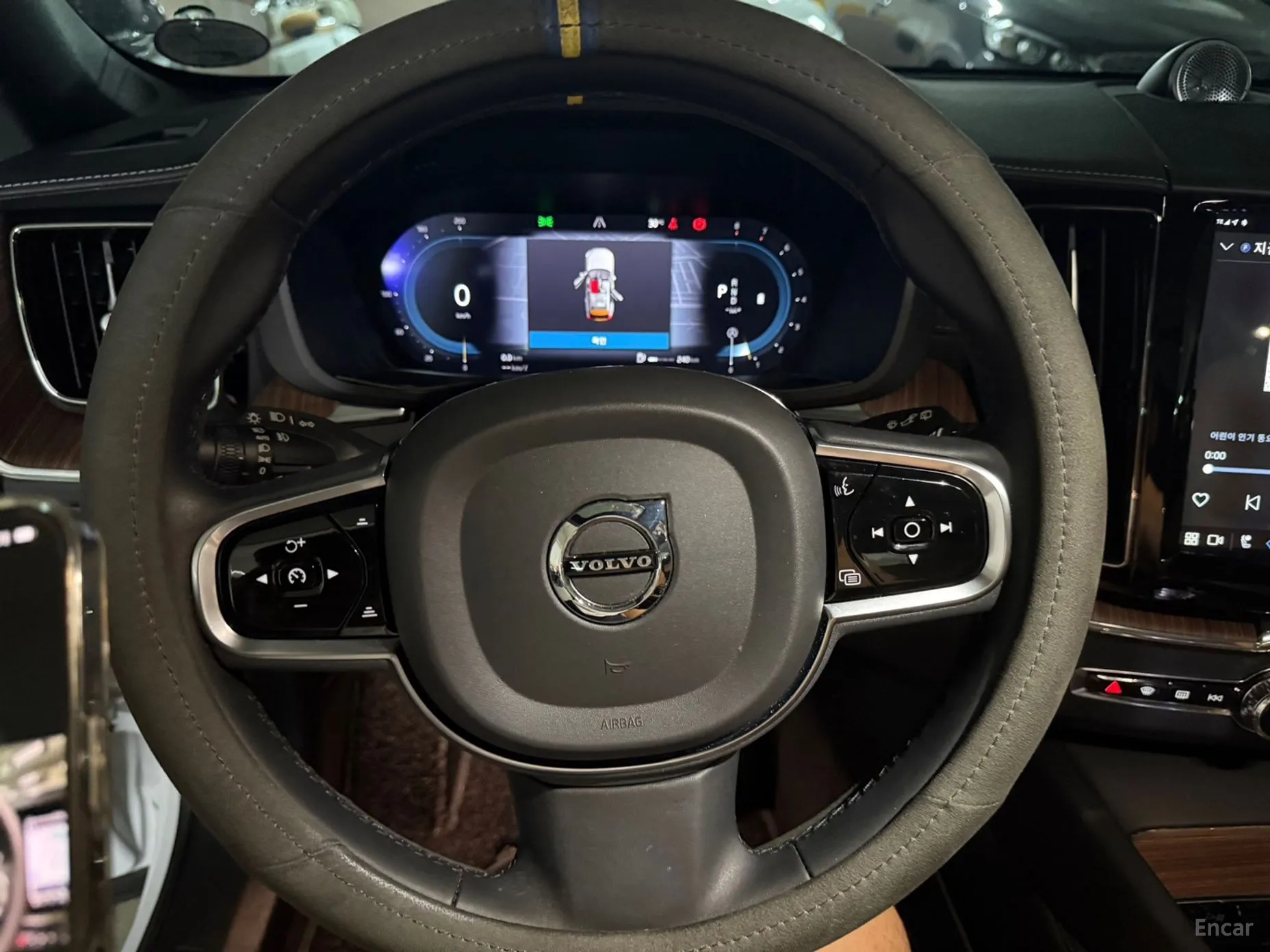 Volvo XC60 Gen 2 превью 12