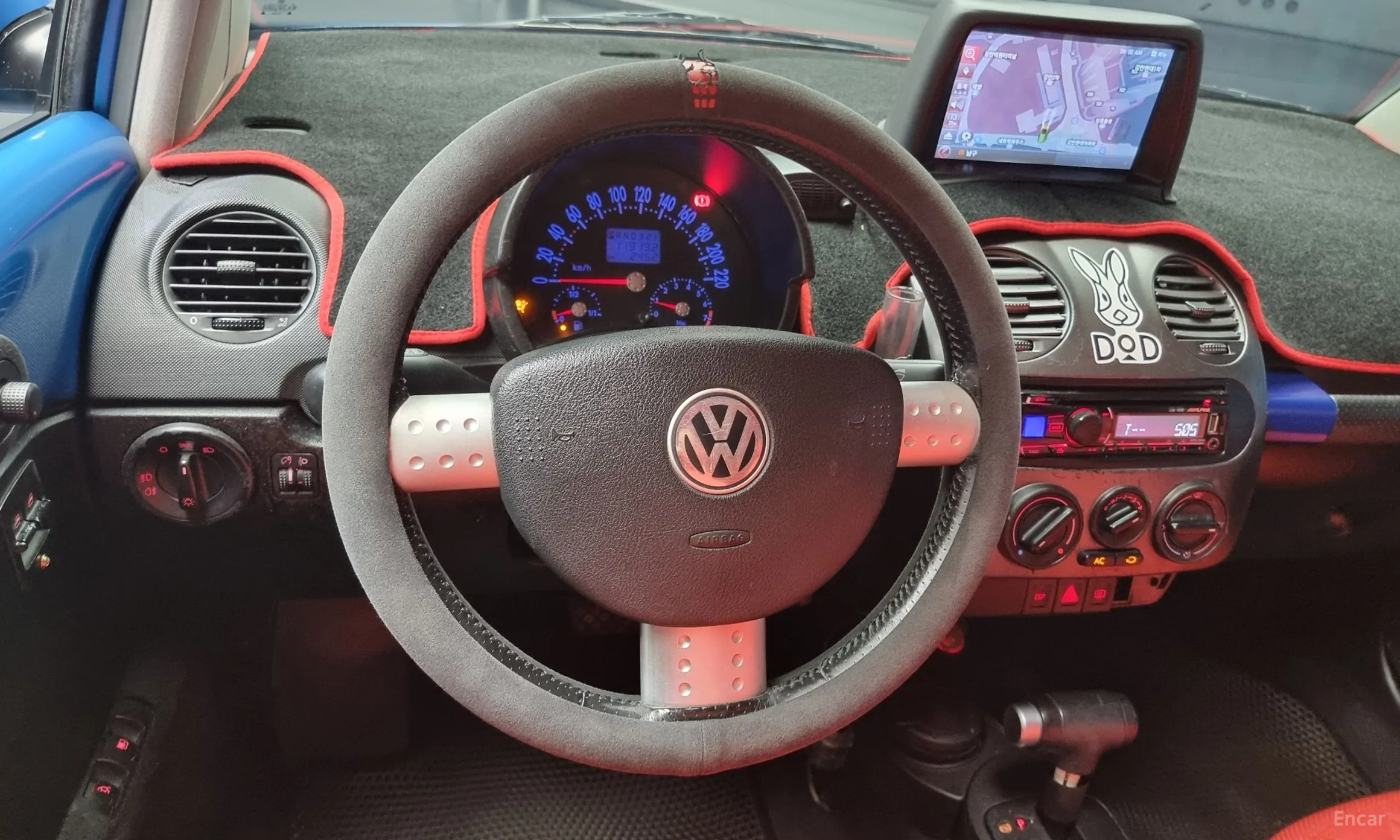 Volkswagen New Beetle превью 13