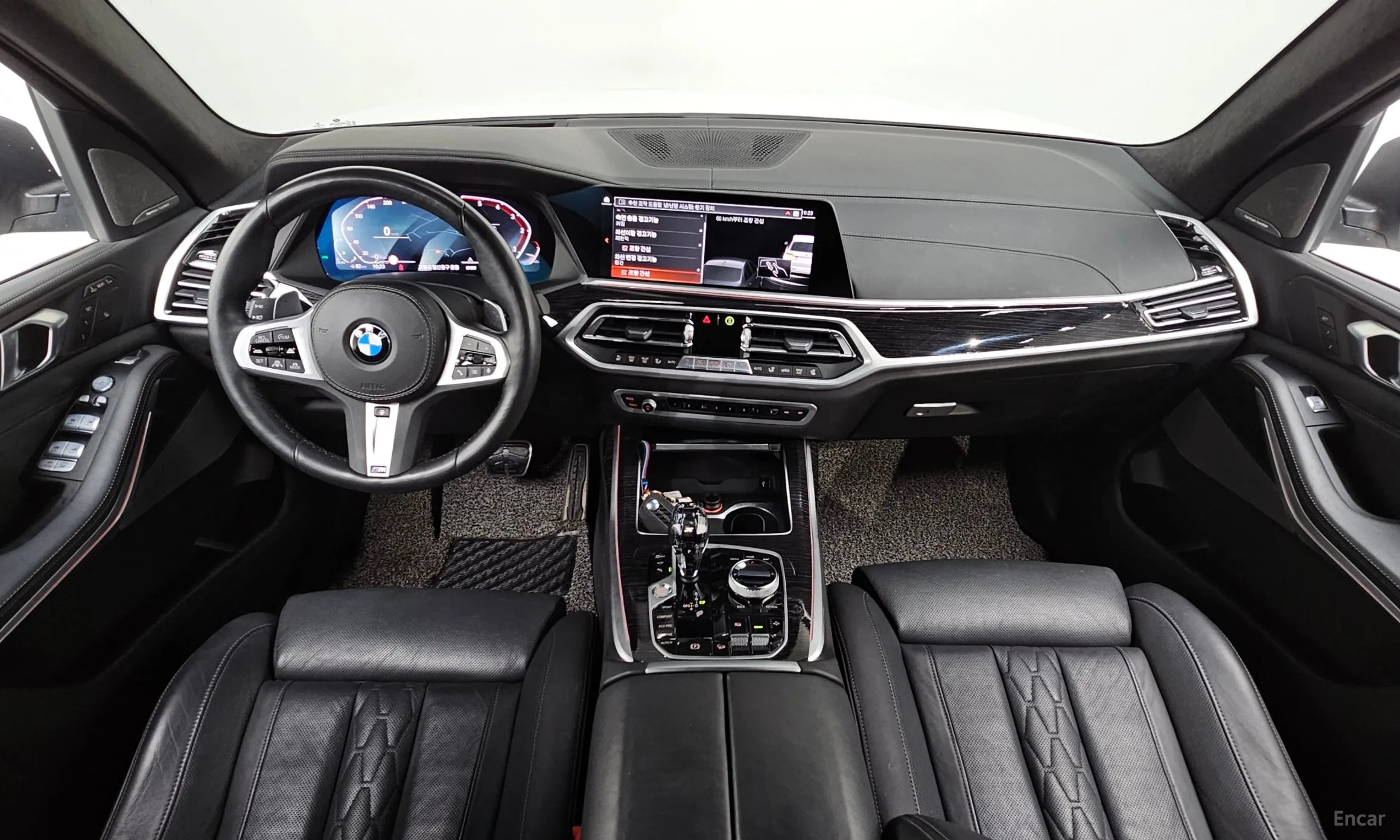 BMW X7 (G07) превью 4