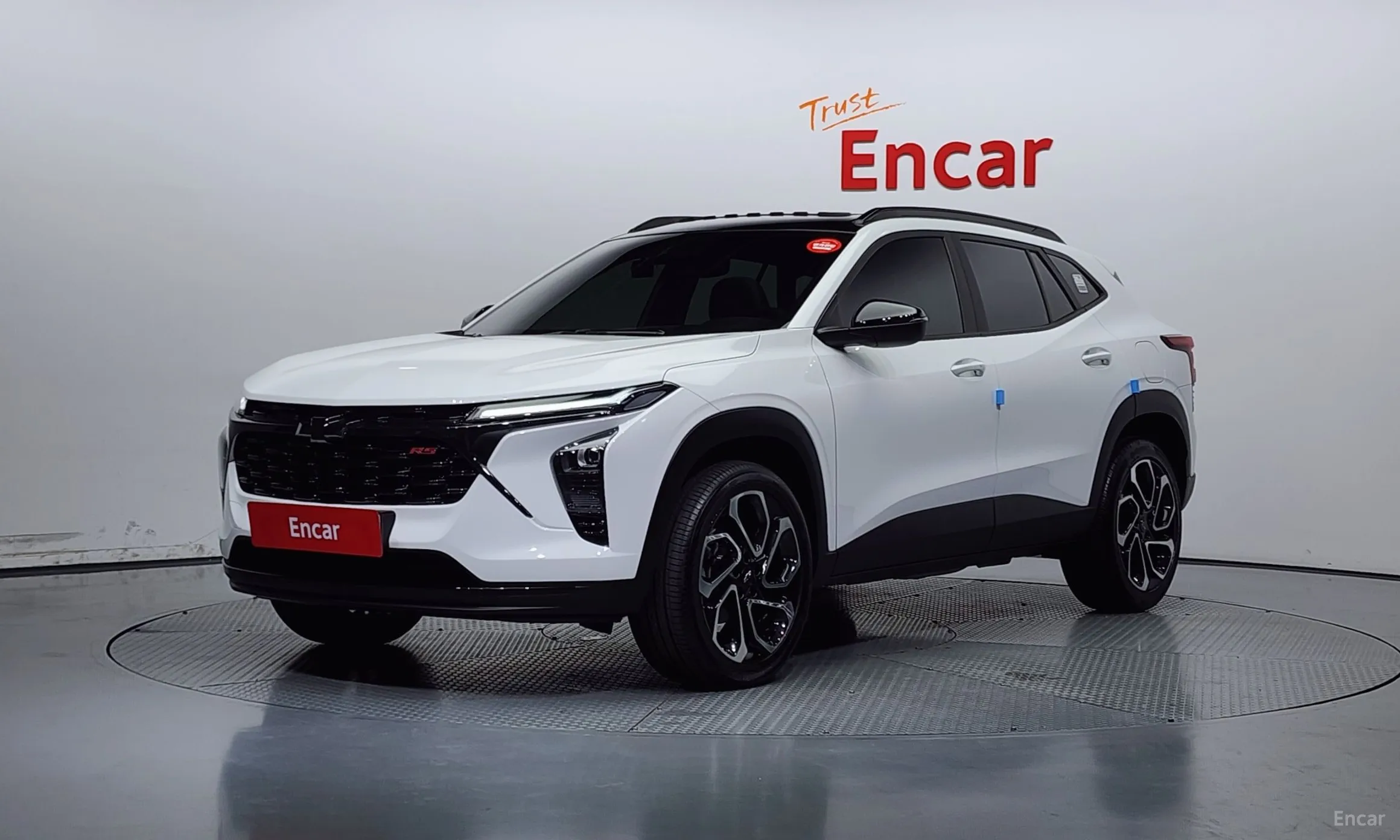 Trax Crossover