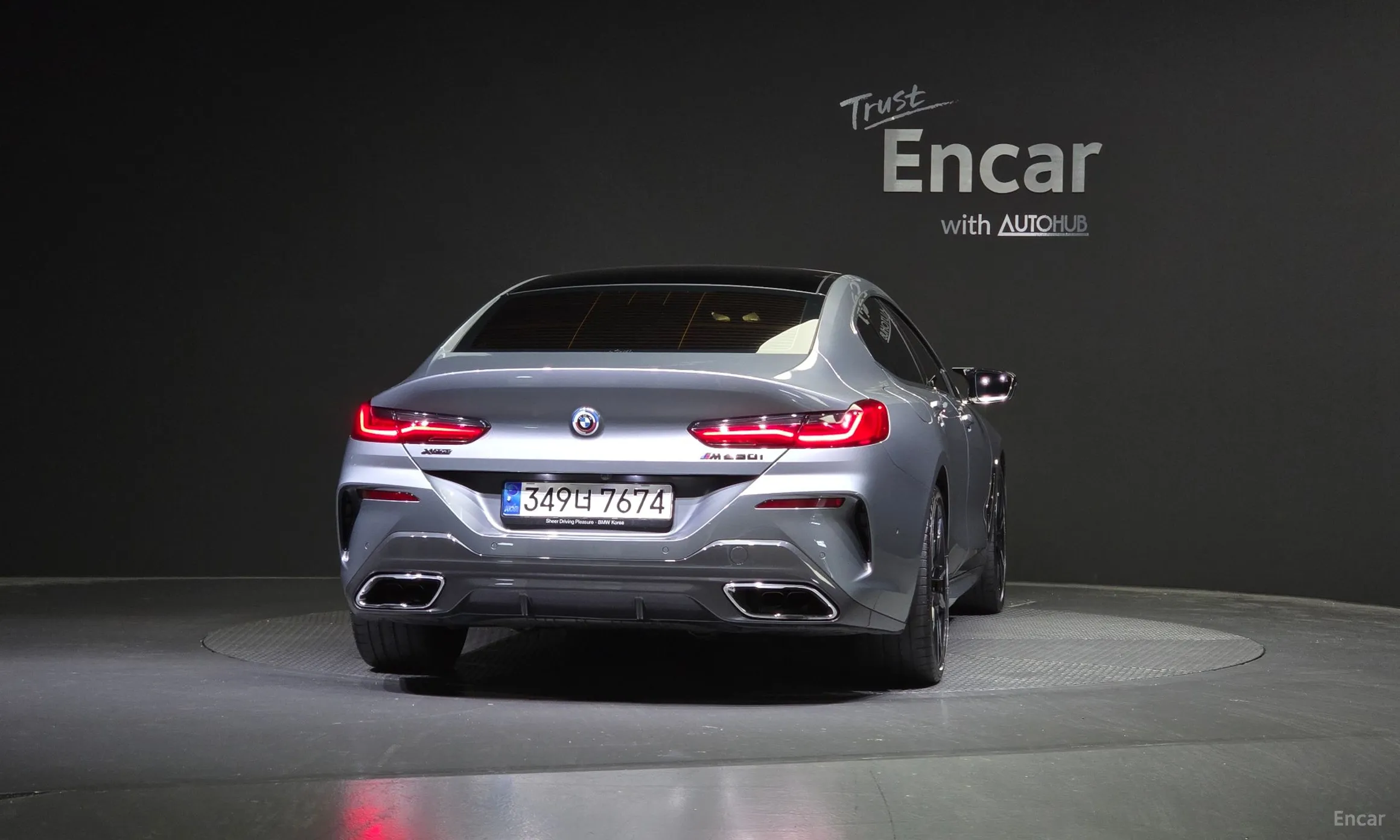 BMW 8-series (G15) превью 3
