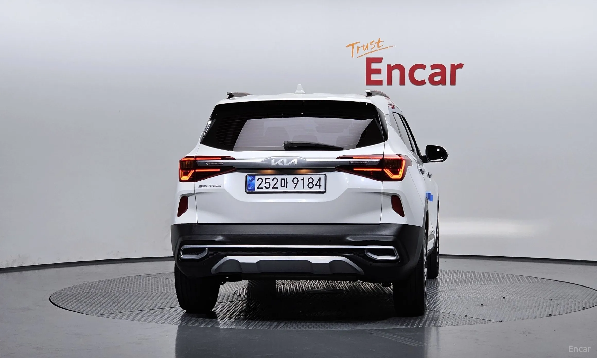 Kia Seltos превью 3