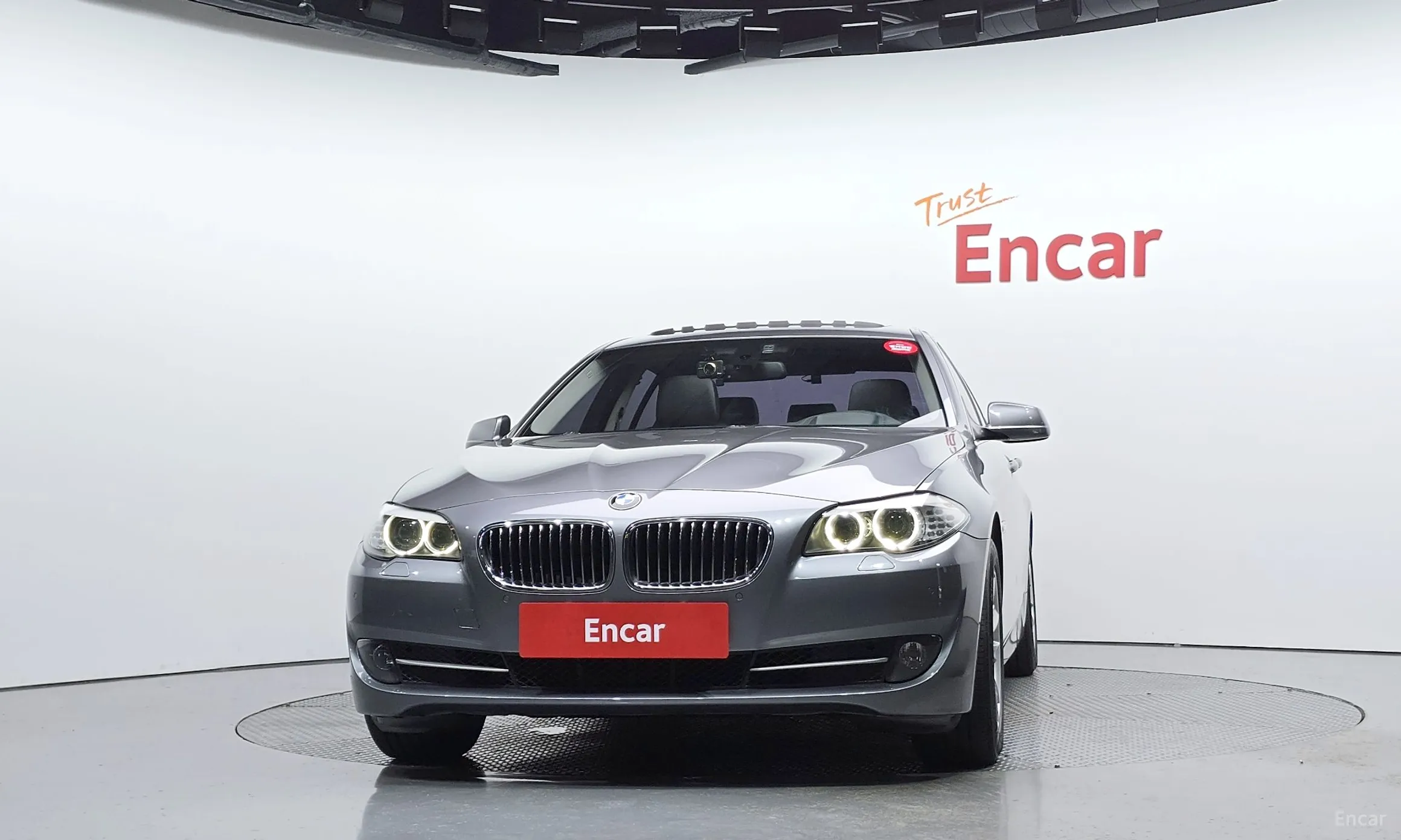 BMW 5 Series (F10) превью 2