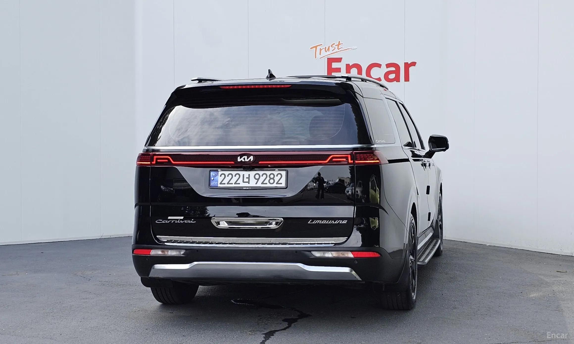Kia Carnival Gen 4 превью 3