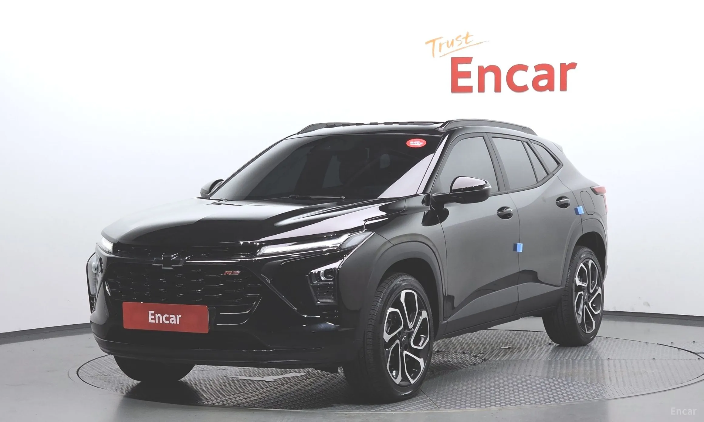 Trax Crossover