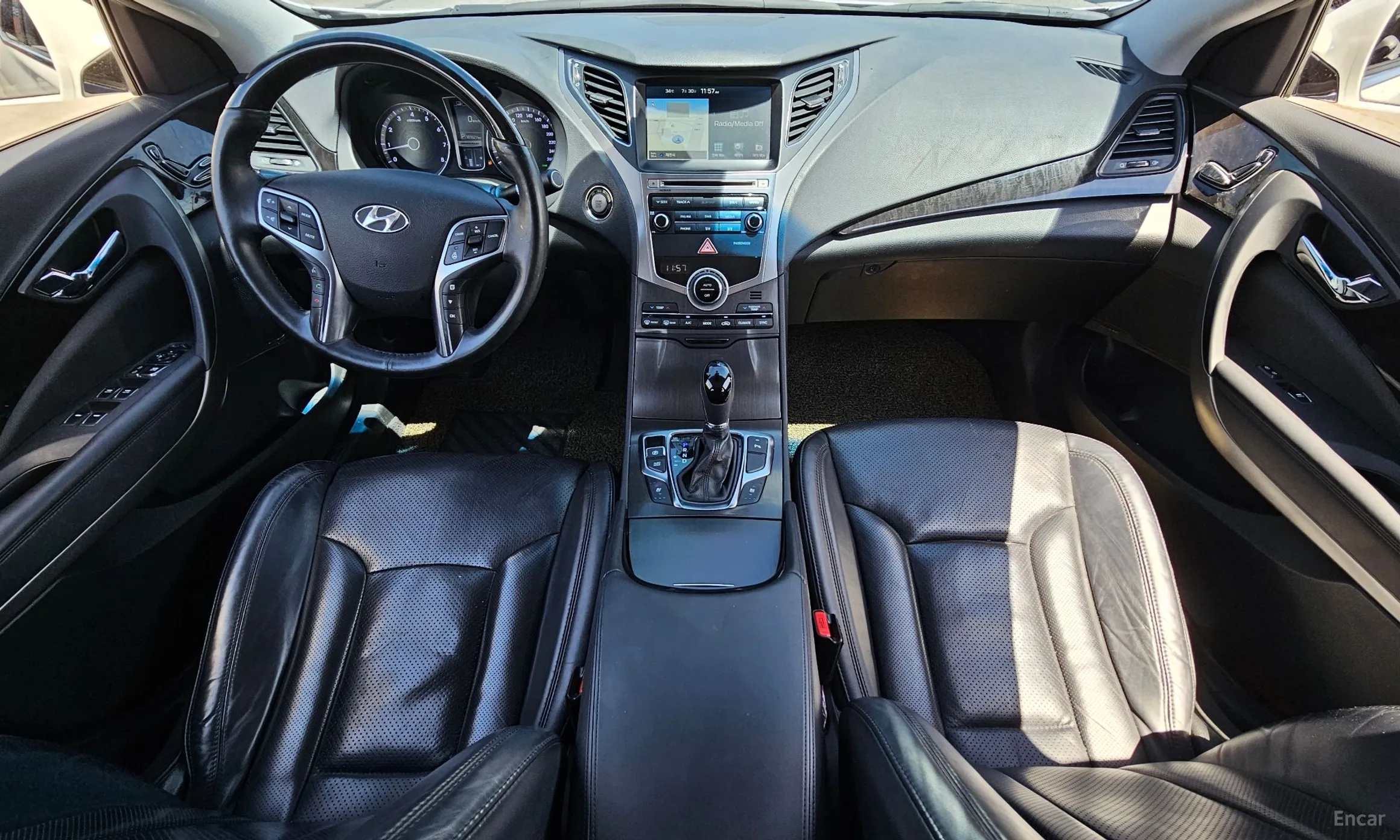 Hyundai Grandeur HG превью 4