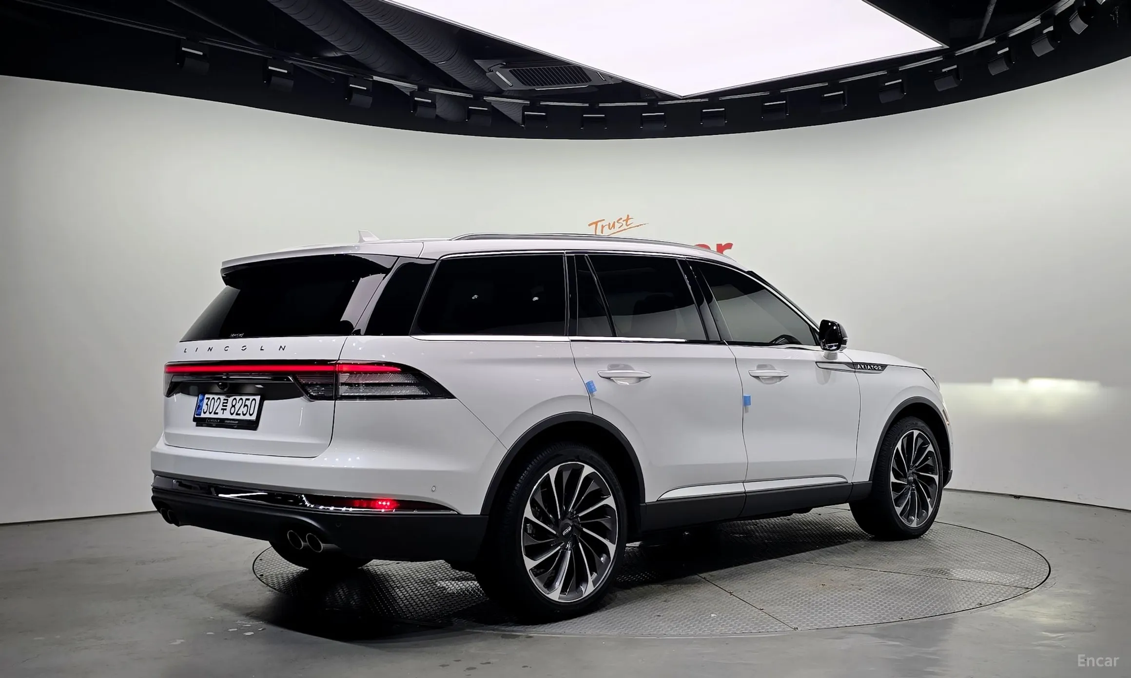 Lincoln Aviator 2nd Generation превью 2