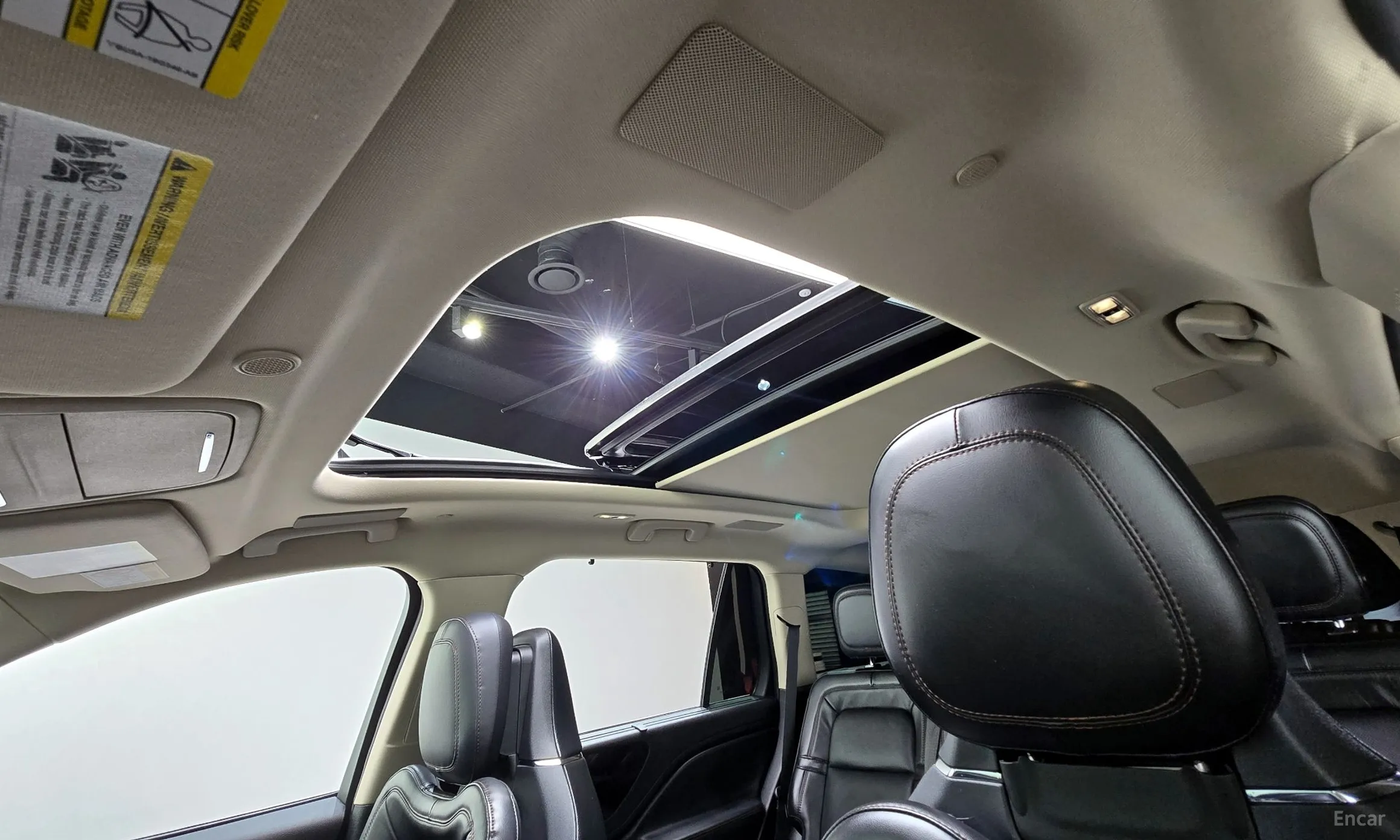 Lincoln Aviator 2nd Generation превью 19