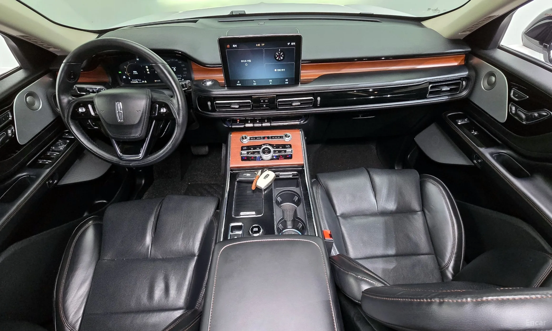 Lincoln Aviator 2nd Generation превью 7