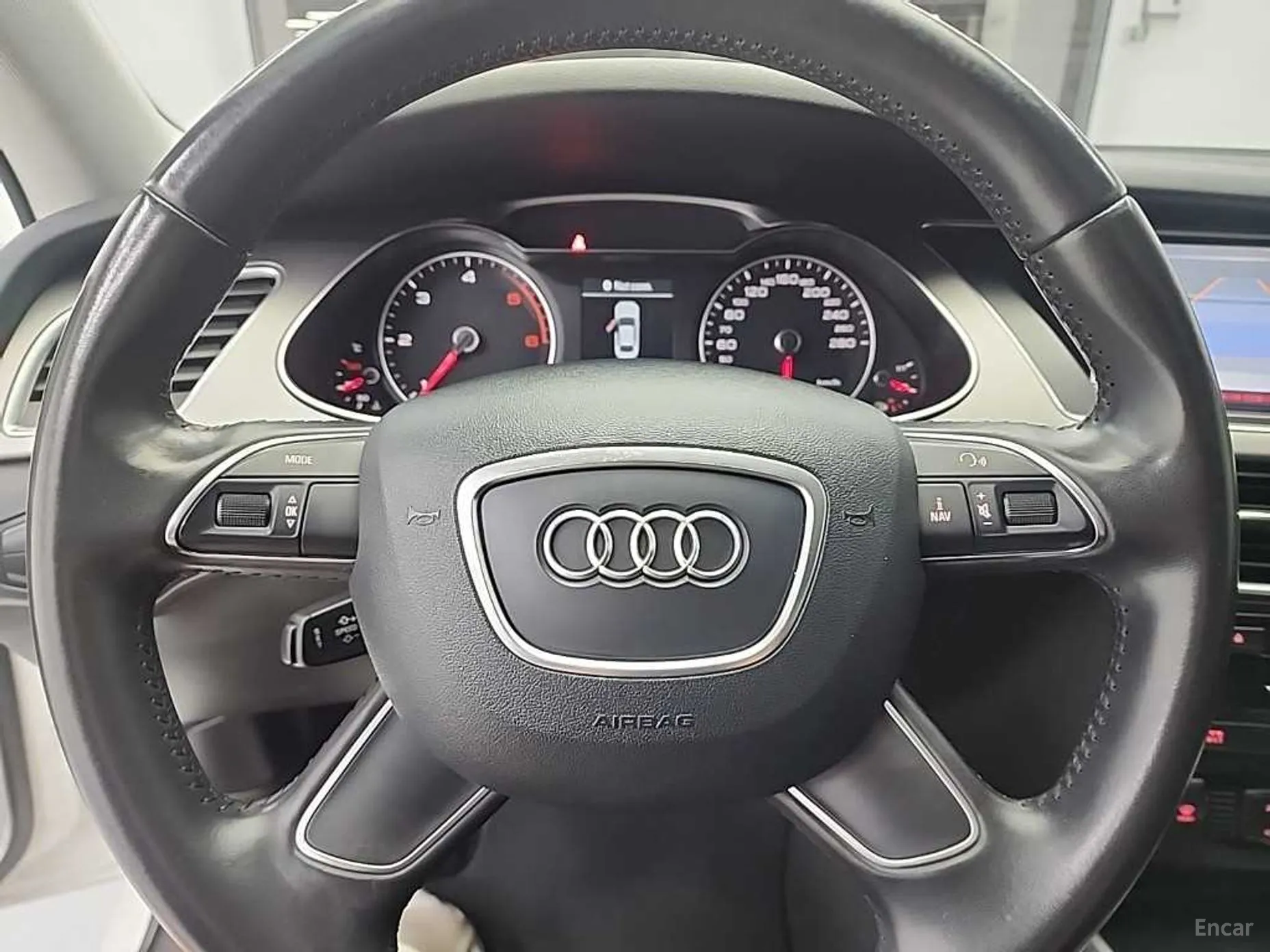 Audi New A4 превью 19