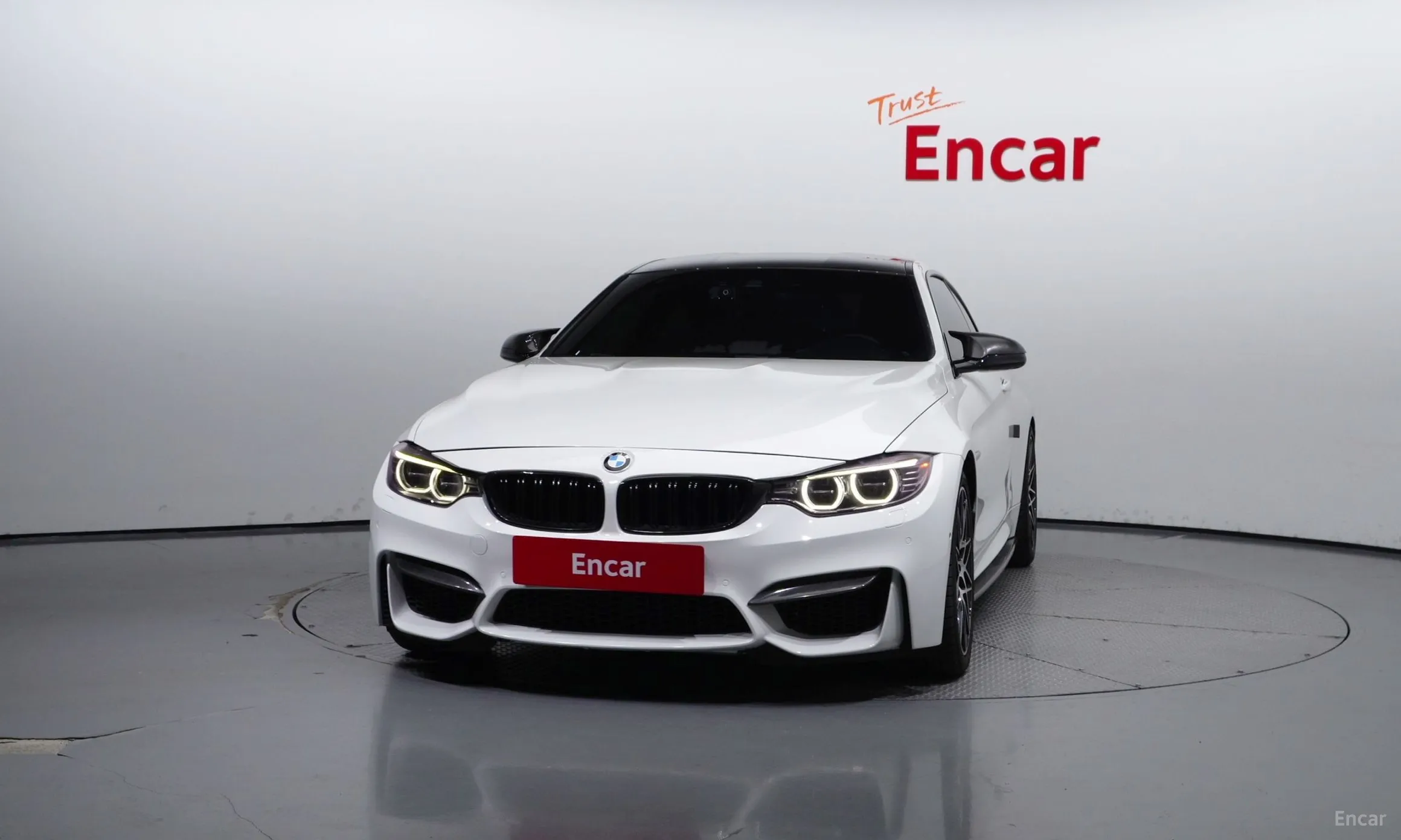 BMW M4 (F82)