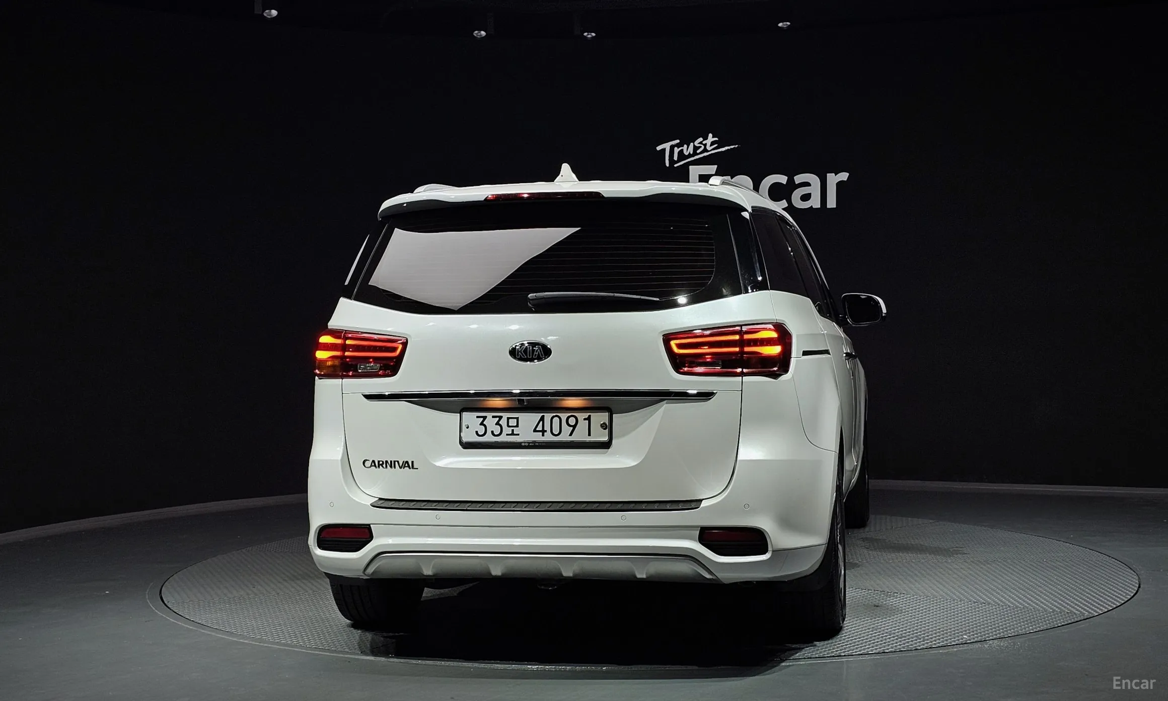 Kia Carnival превью 3