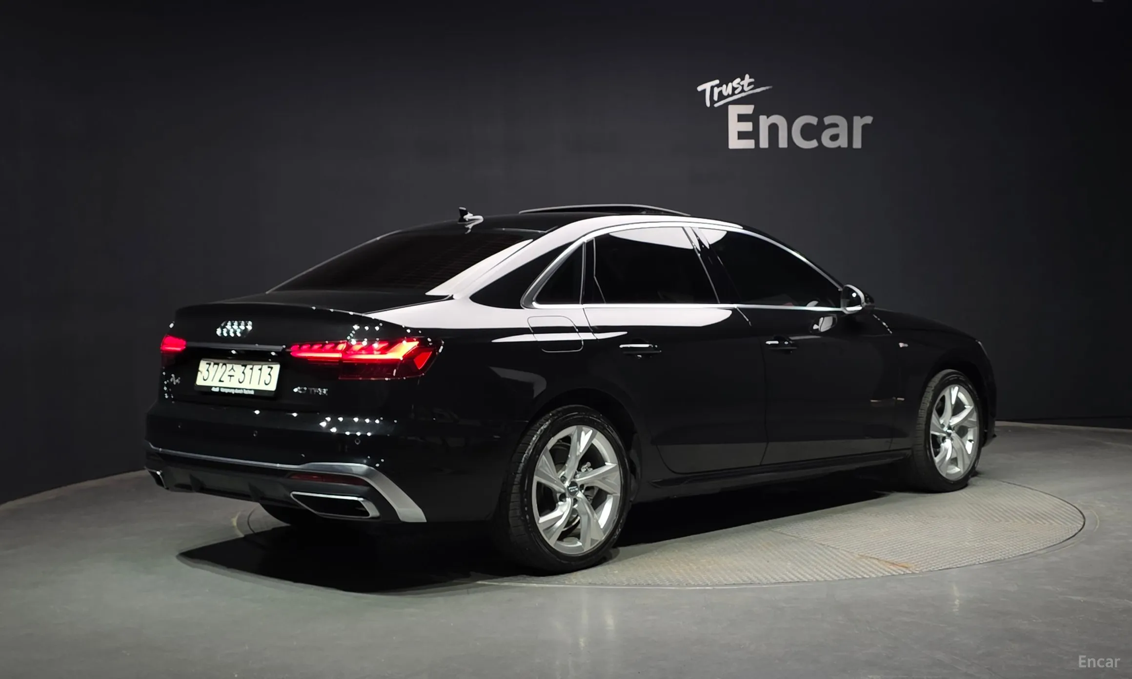 Audi A4 (B9)