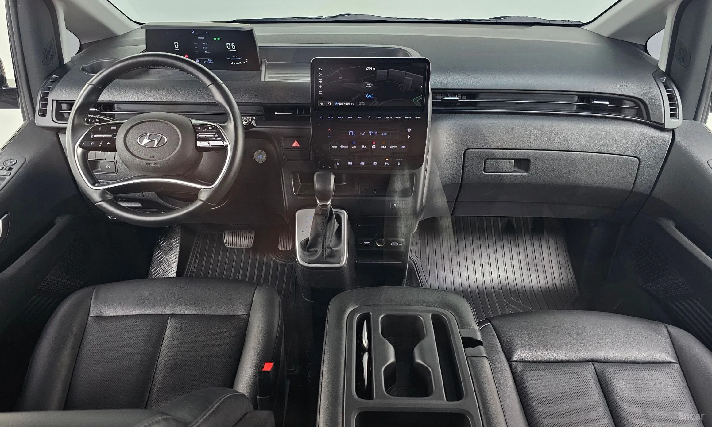 Hyundai Staria превью 4