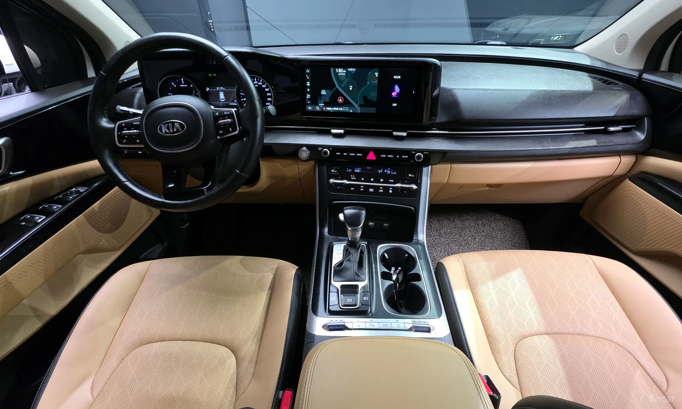 Kia Carnival Gen 4 превью 4
