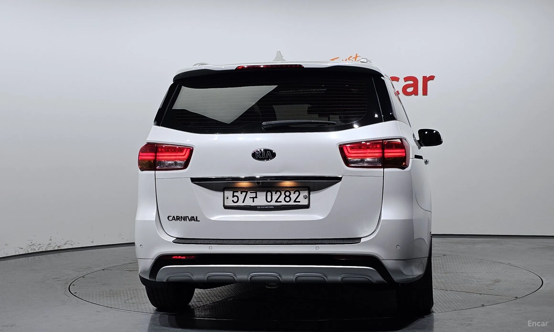 Kia Carnival превью 3