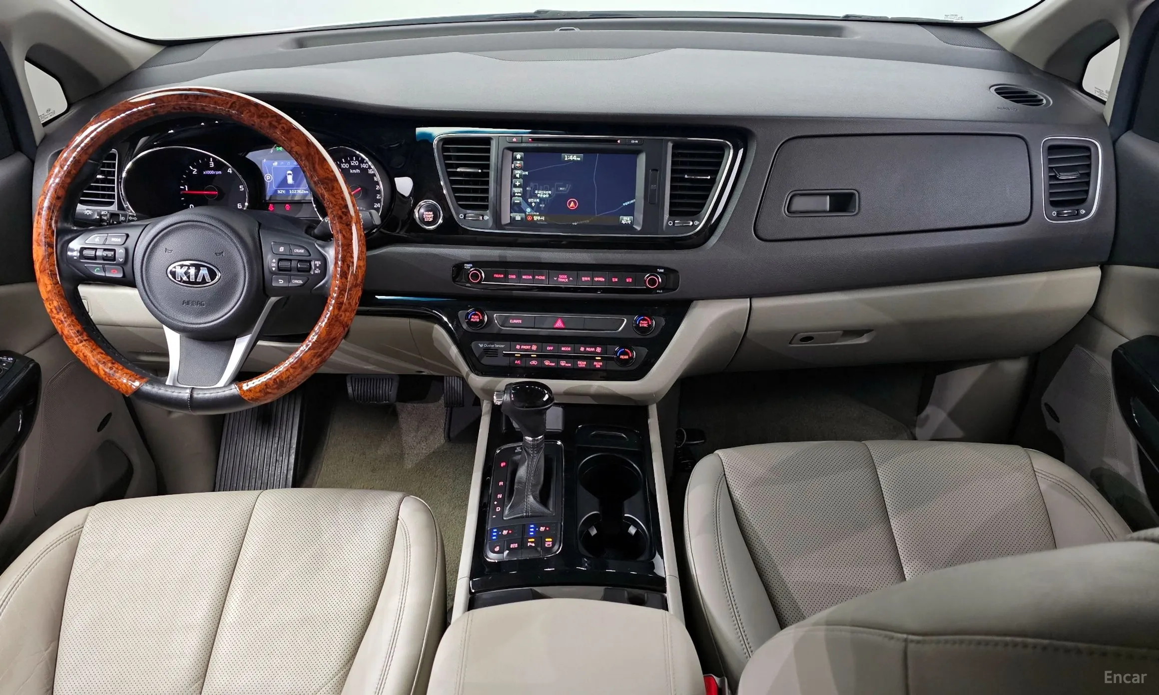 Kia Carnival превью 4