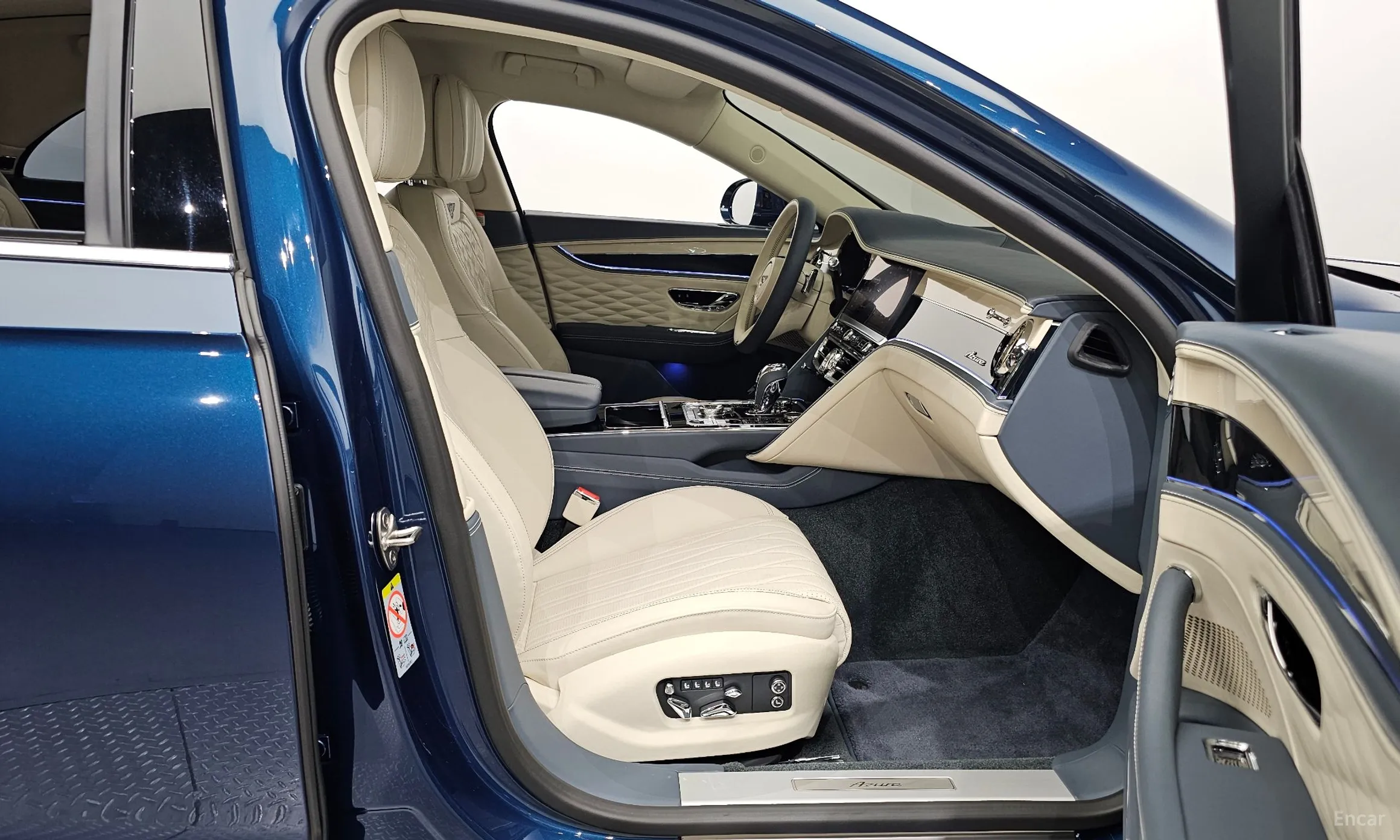 Bentley Flying Spur 3rd Generation превью 11