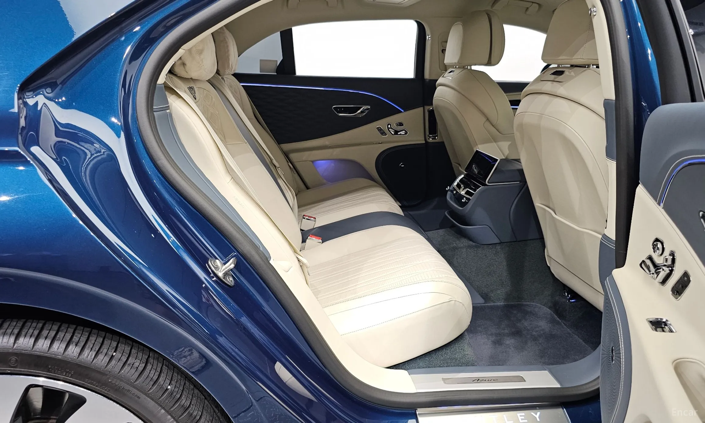 Bentley Flying Spur 3rd Generation превью 12
