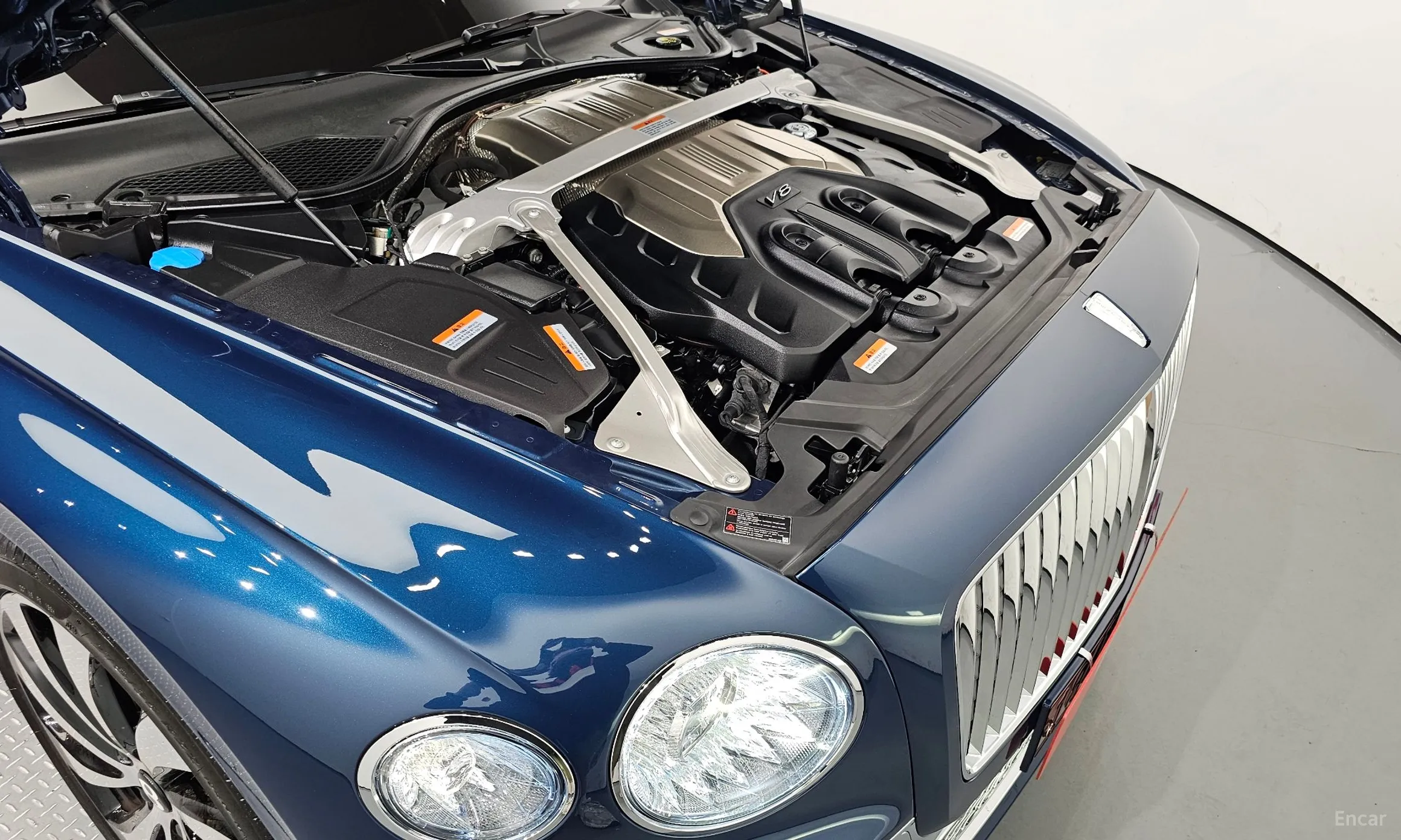 Bentley Flying Spur 3rd Generation превью 6