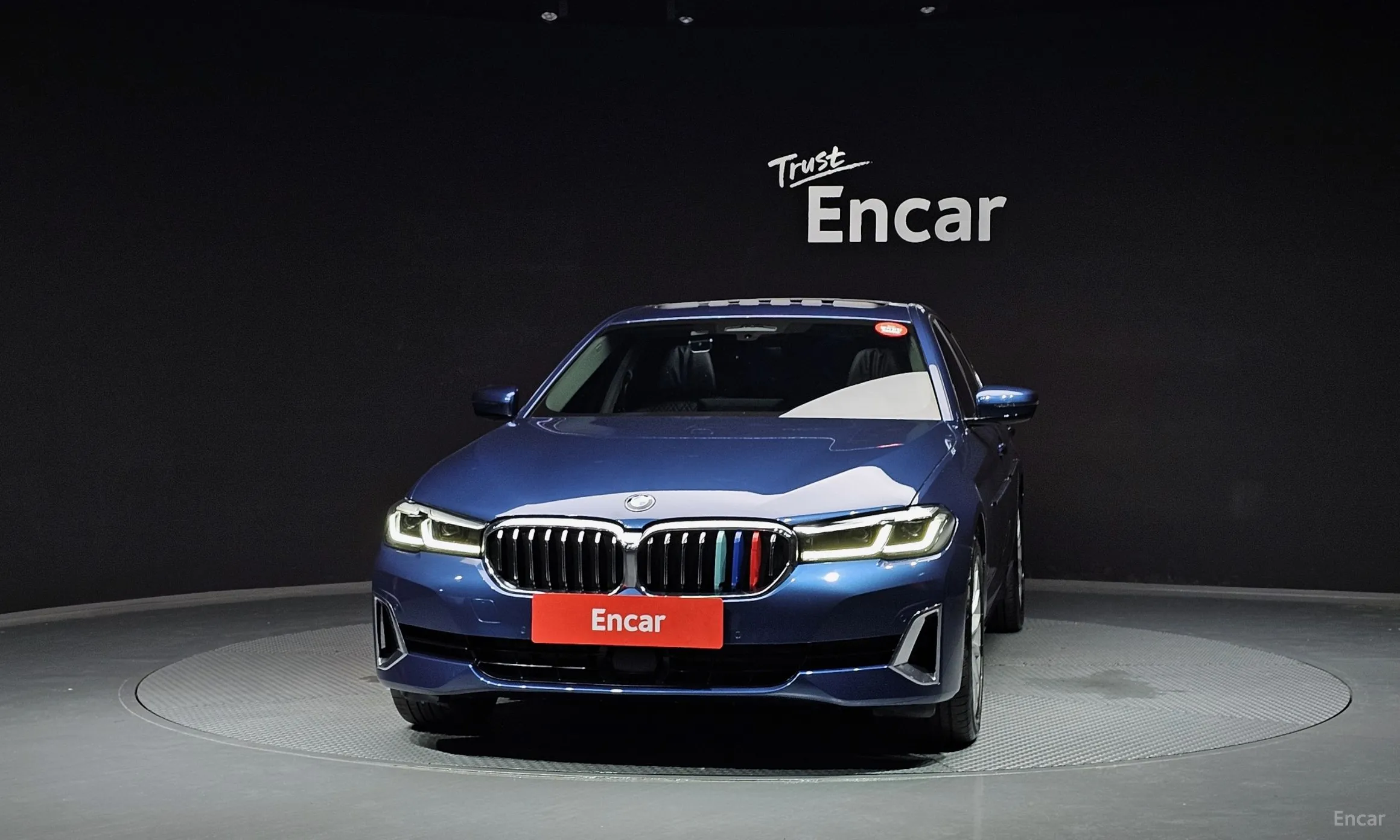 BMW 5 Series (G30) превью 2