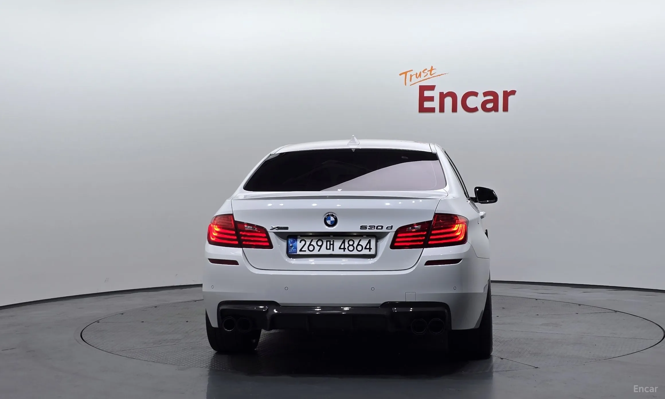 BMW 5 Series (F10) превью 3
