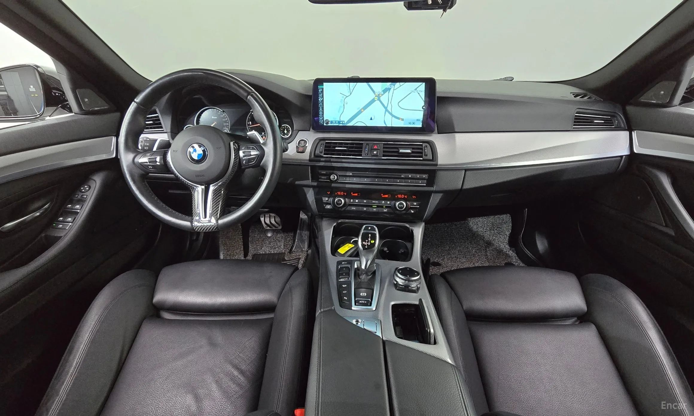 BMW 5 Series (F10) превью 4