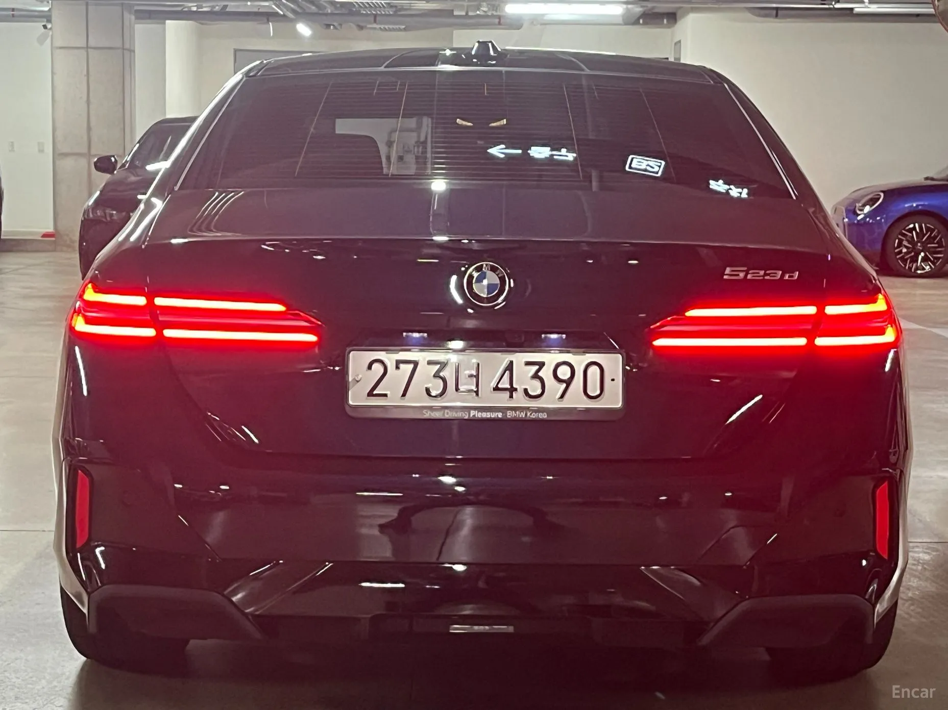 BMW 5 Series (G60) превью 3
