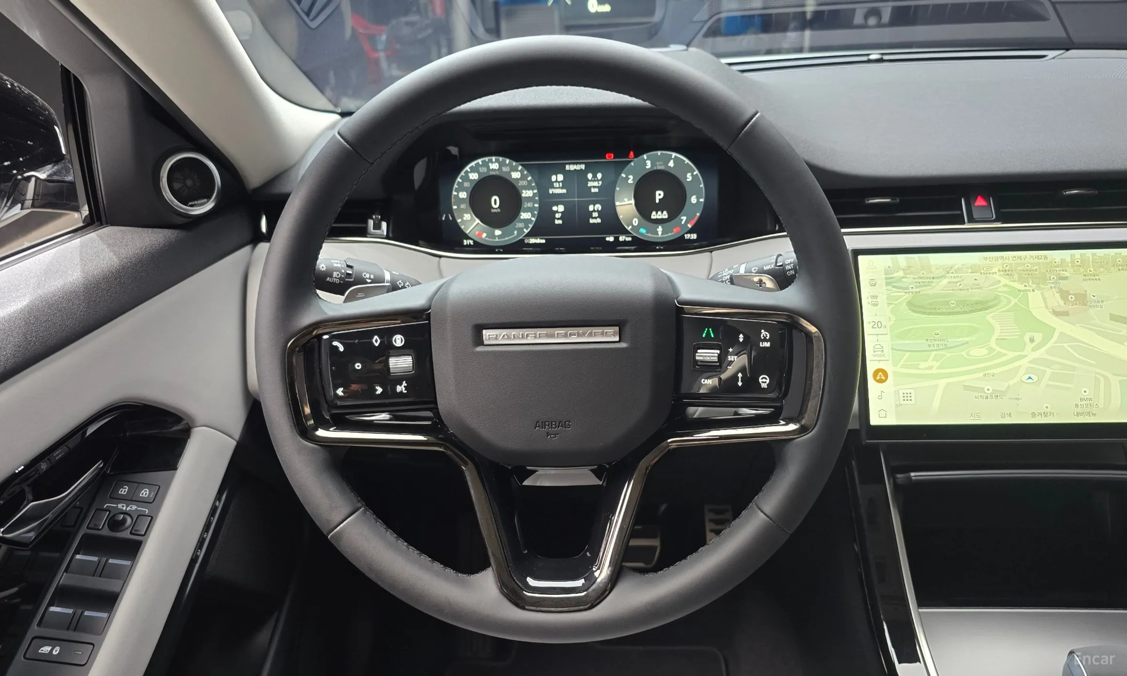 Land Rover Range Rover Evoque 2nd Generation превью 14