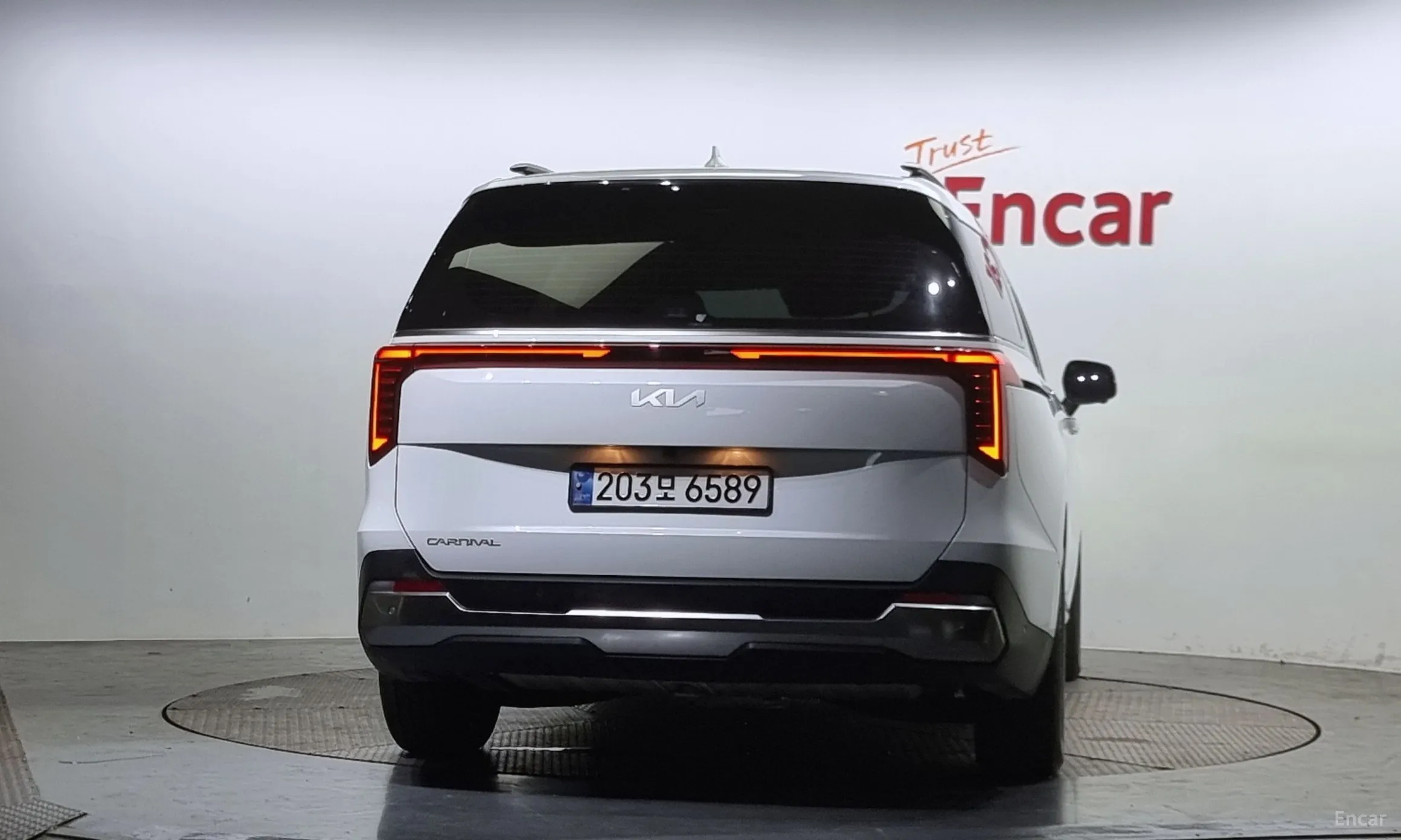 Kia Carnival 4th Generation превью 3