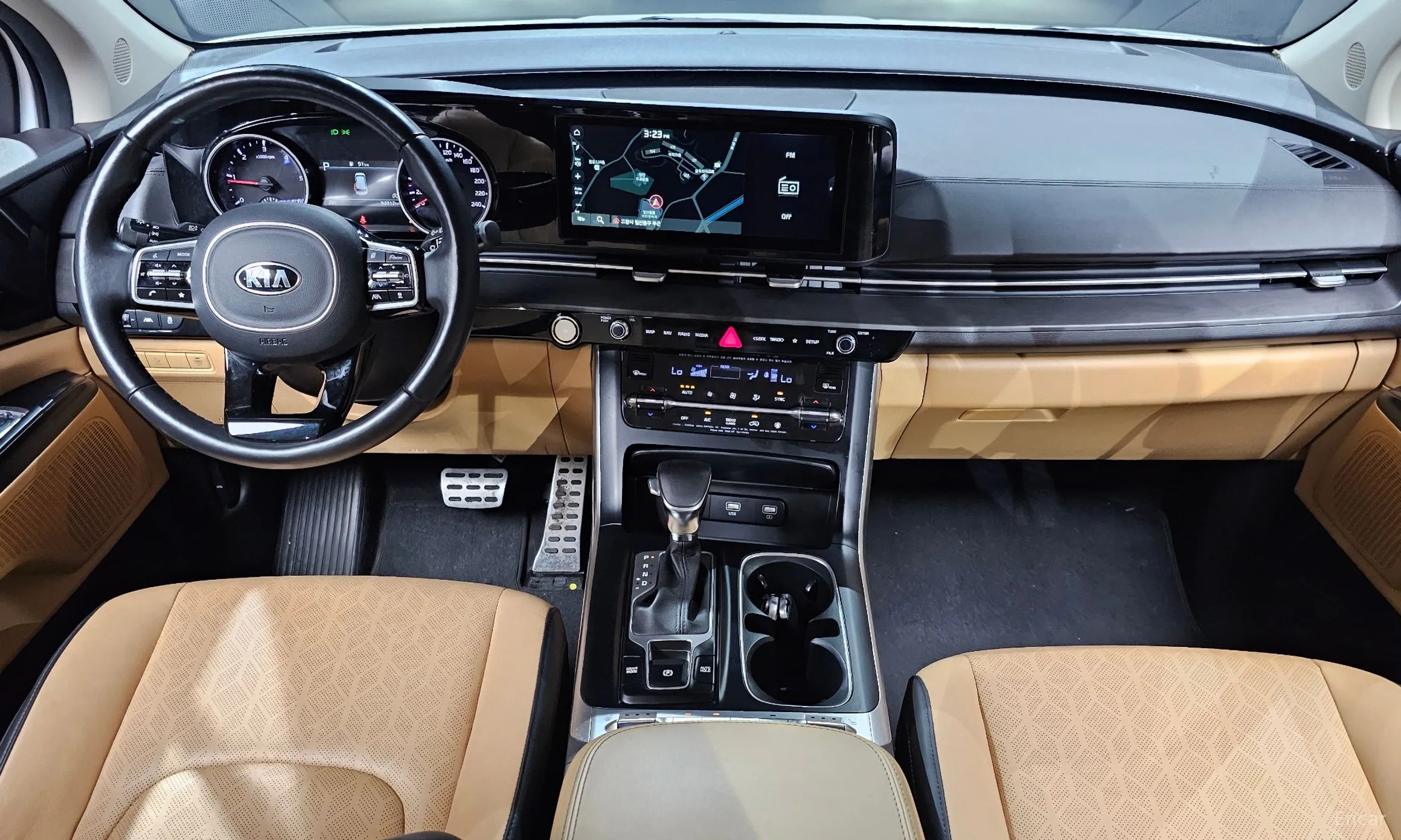 Kia Carnival Gen 4 превью 4