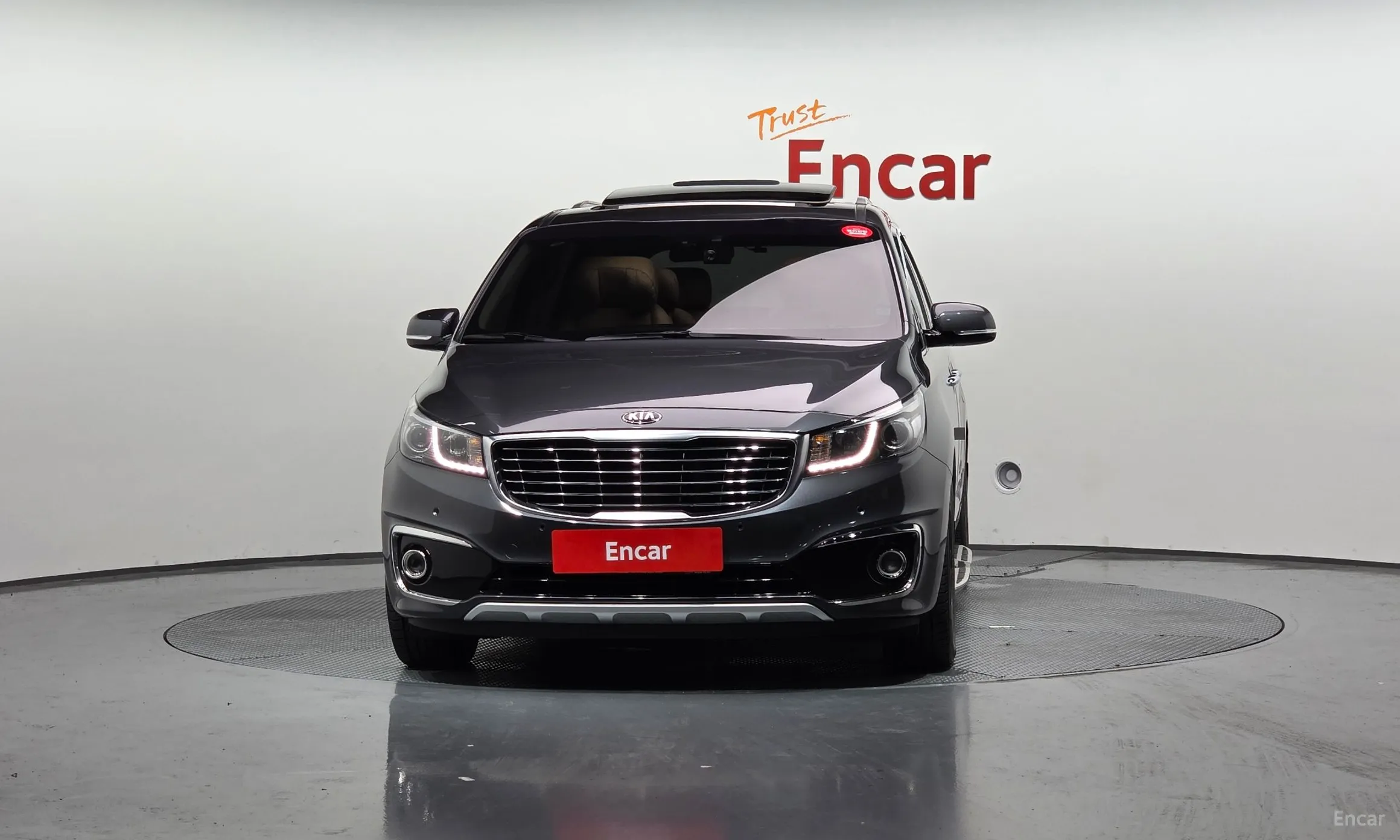 Kia Carnival превью 2