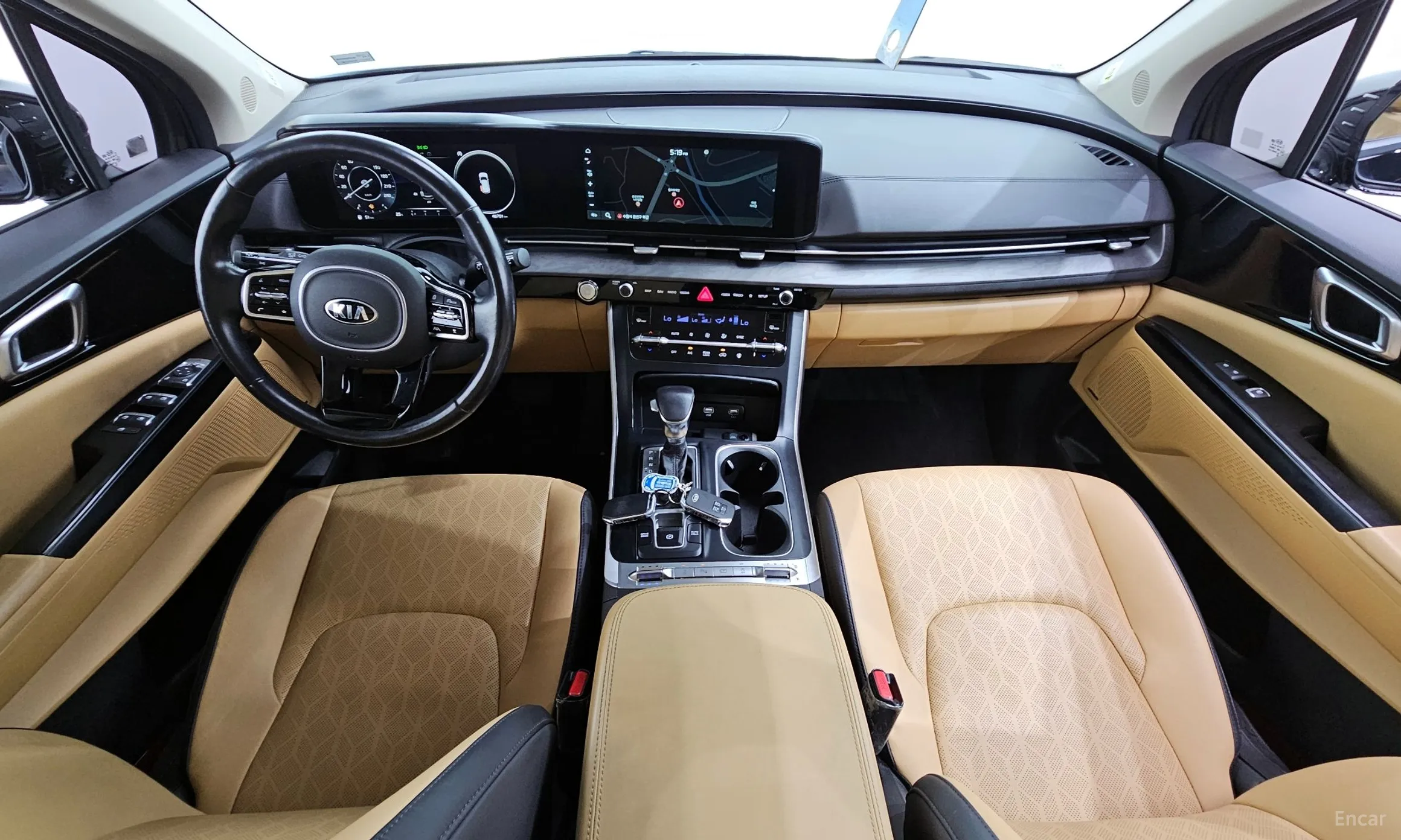 Kia Carnival Gen 4 превью 4