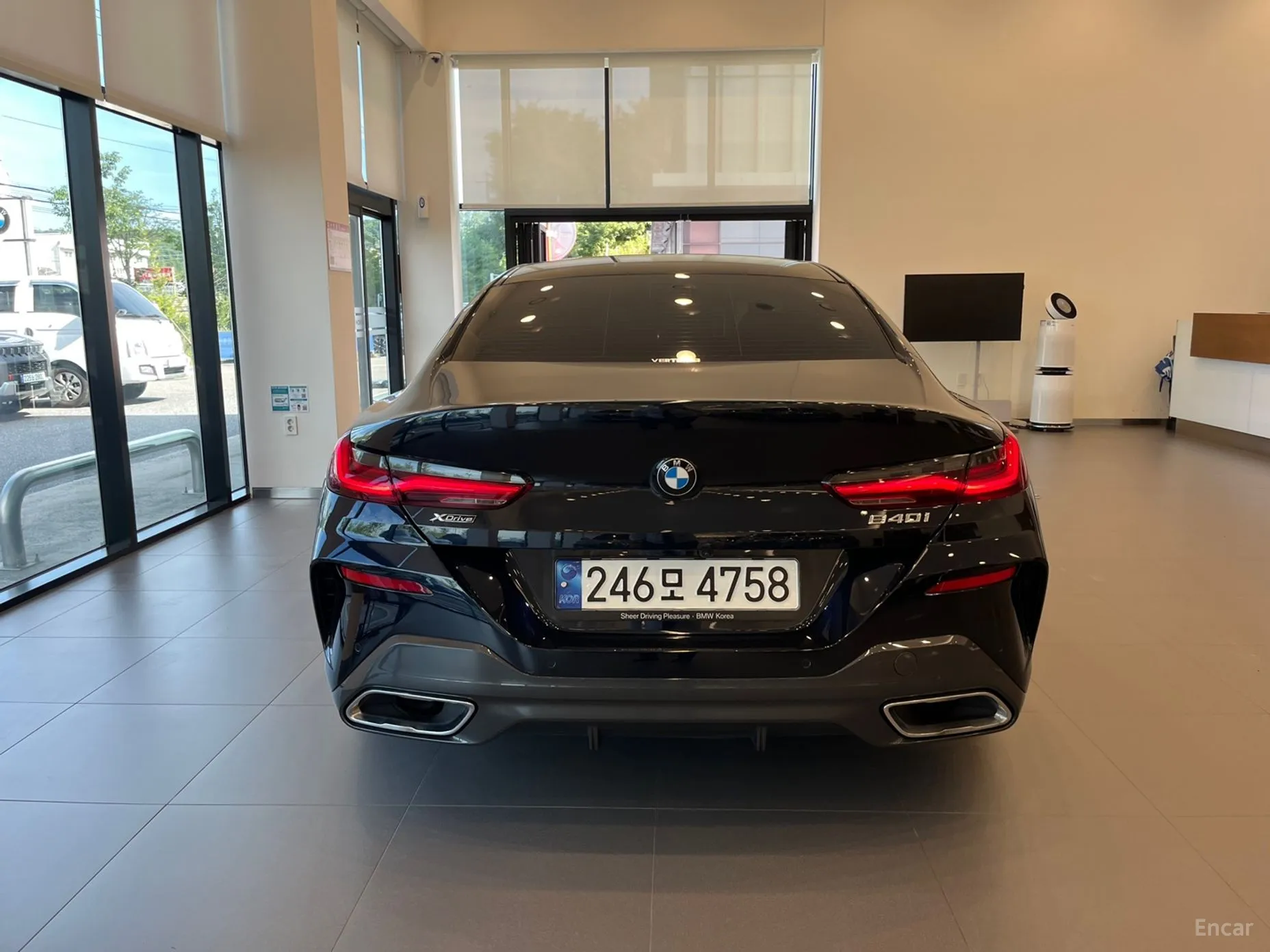 BMW 8-series (G15) превью 2