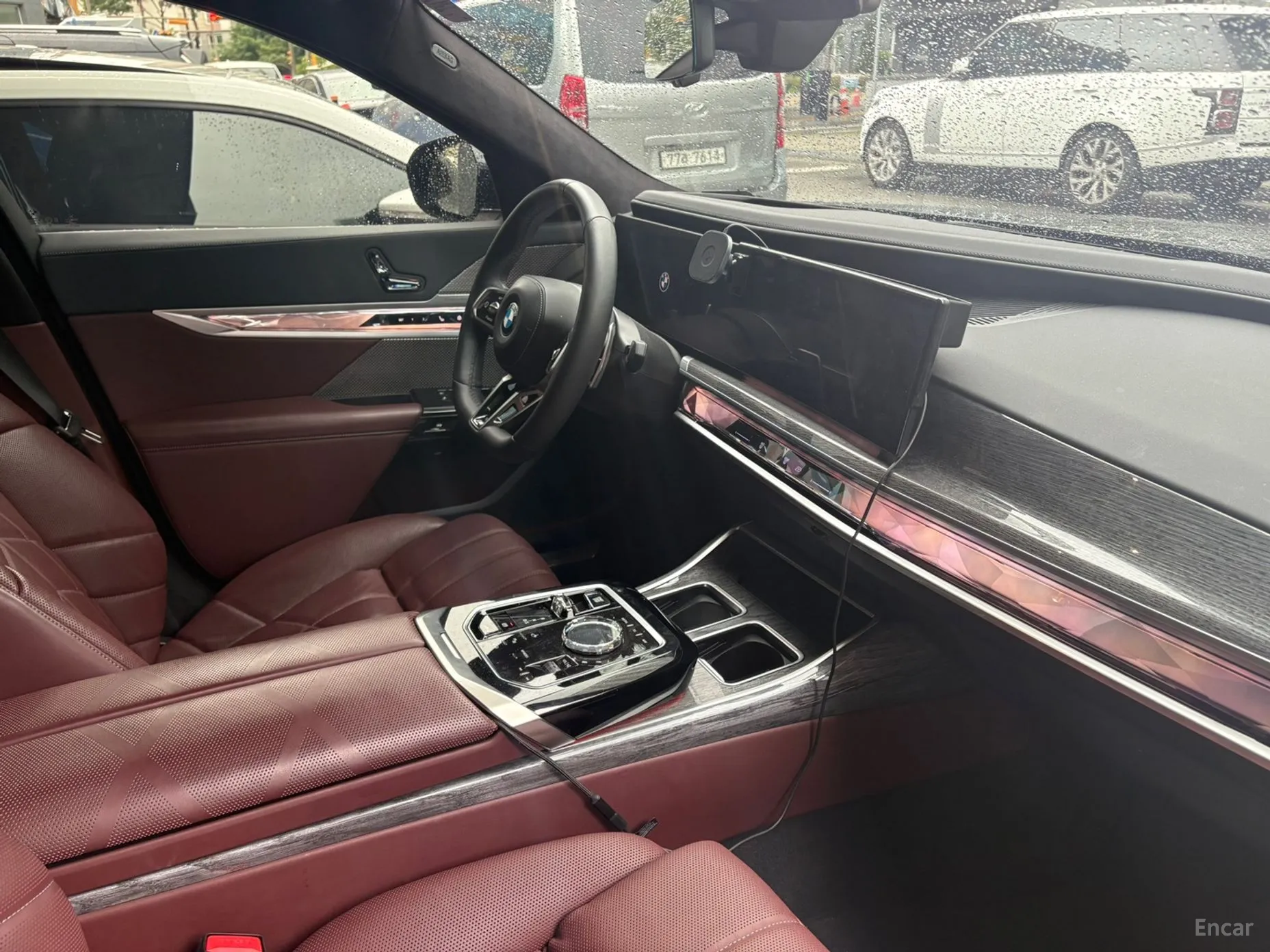 BMW 7 Series (G70) превью 4
