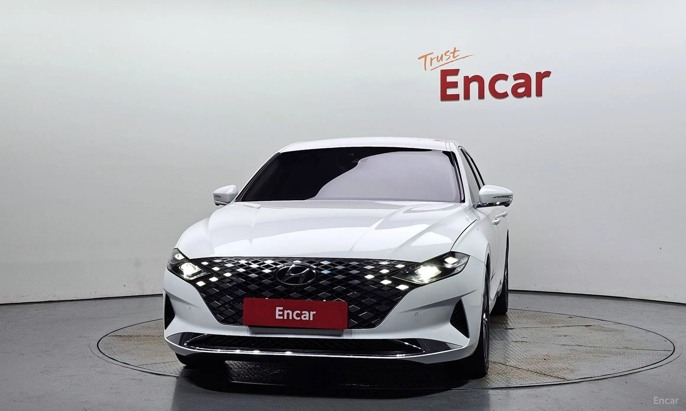 Hyundai Grandeur IG превью 2