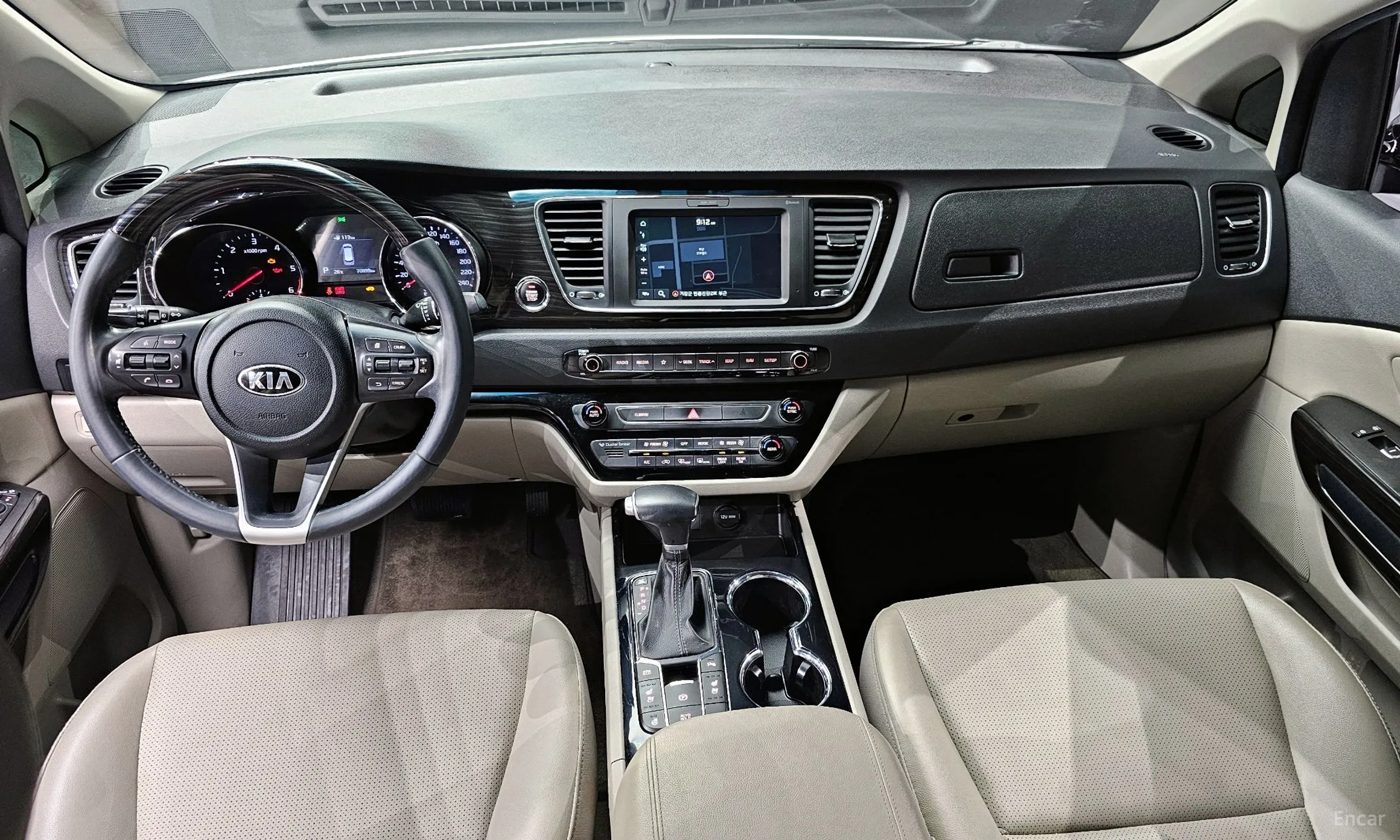 Kia Carnival превью 4
