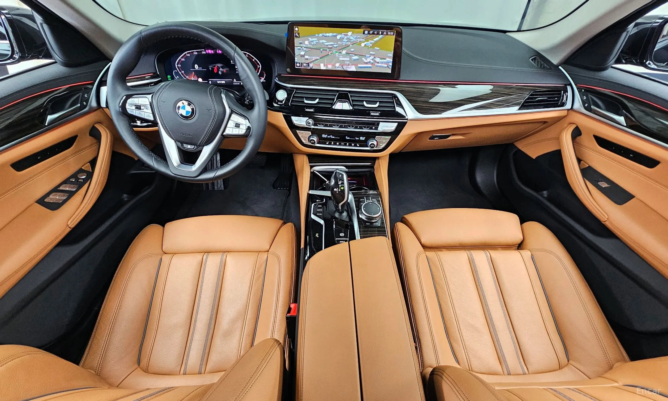 BMW 5 Series (G30) превью 4