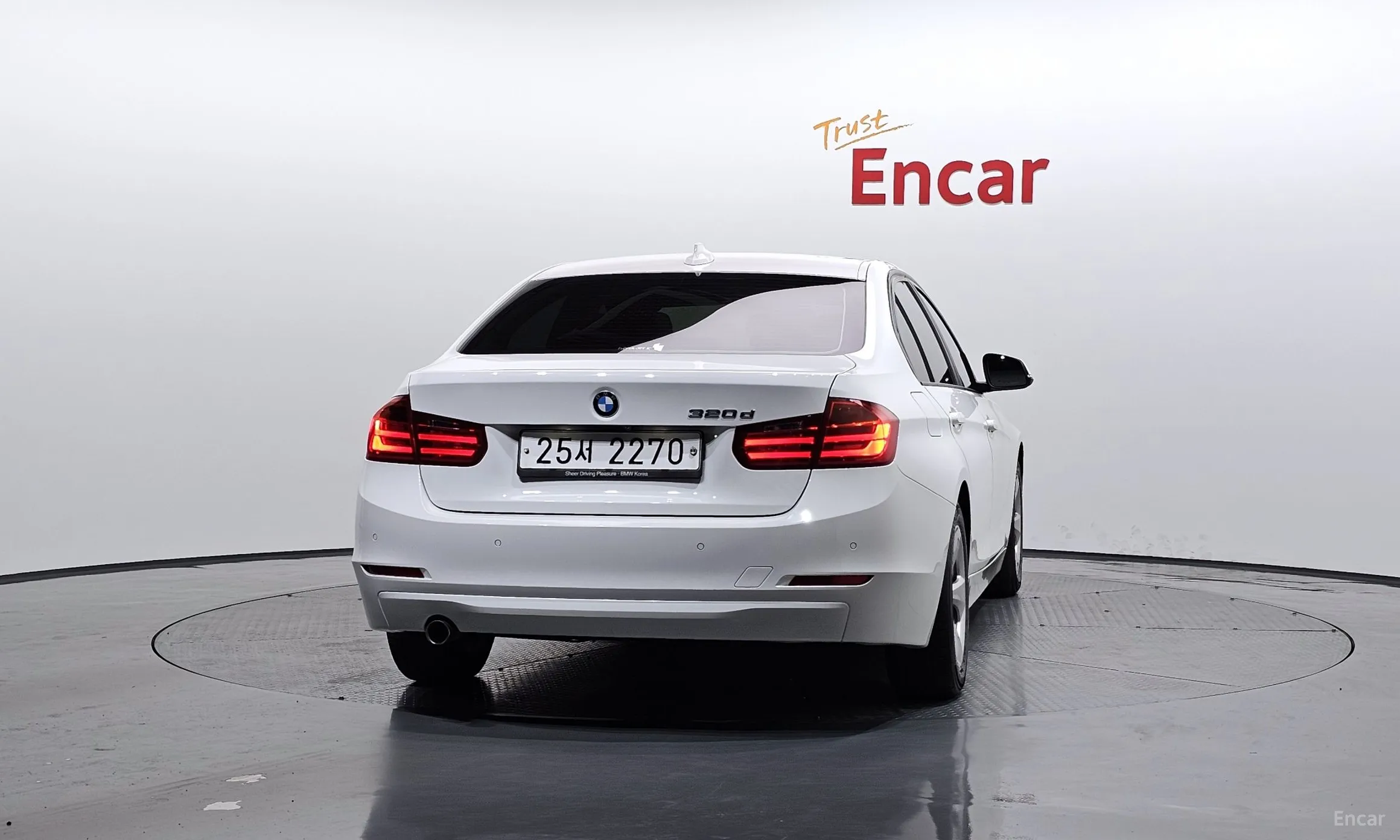 BMW 3 Series (F30) превью 3