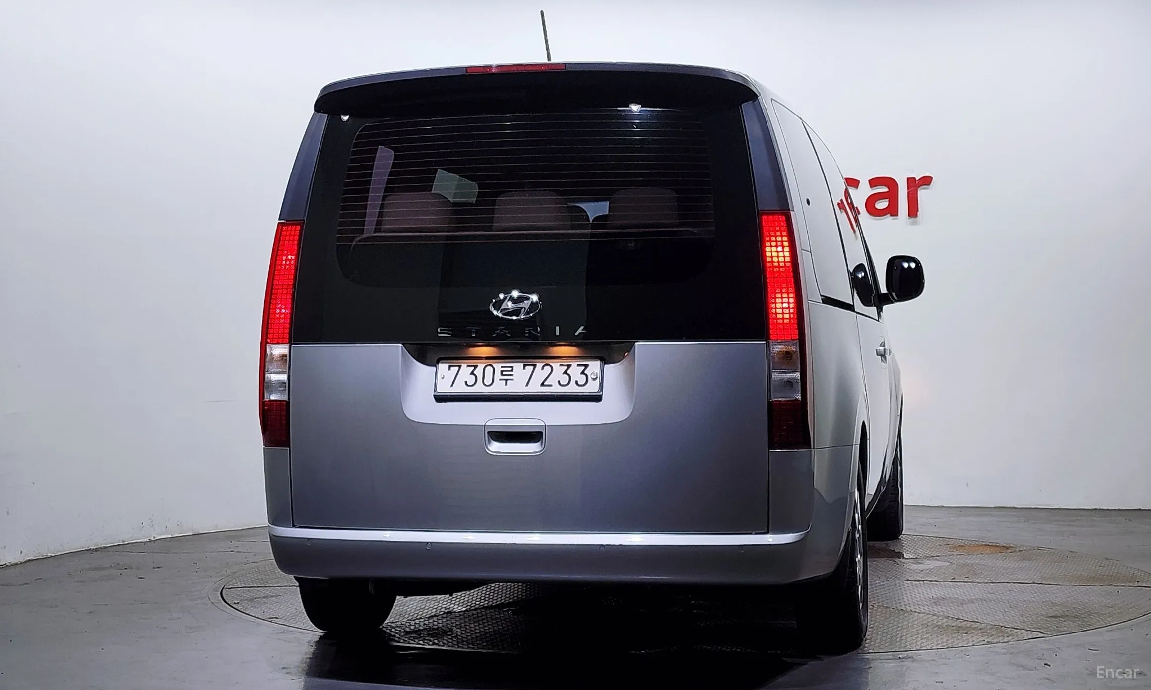 Hyundai Staria превью 3