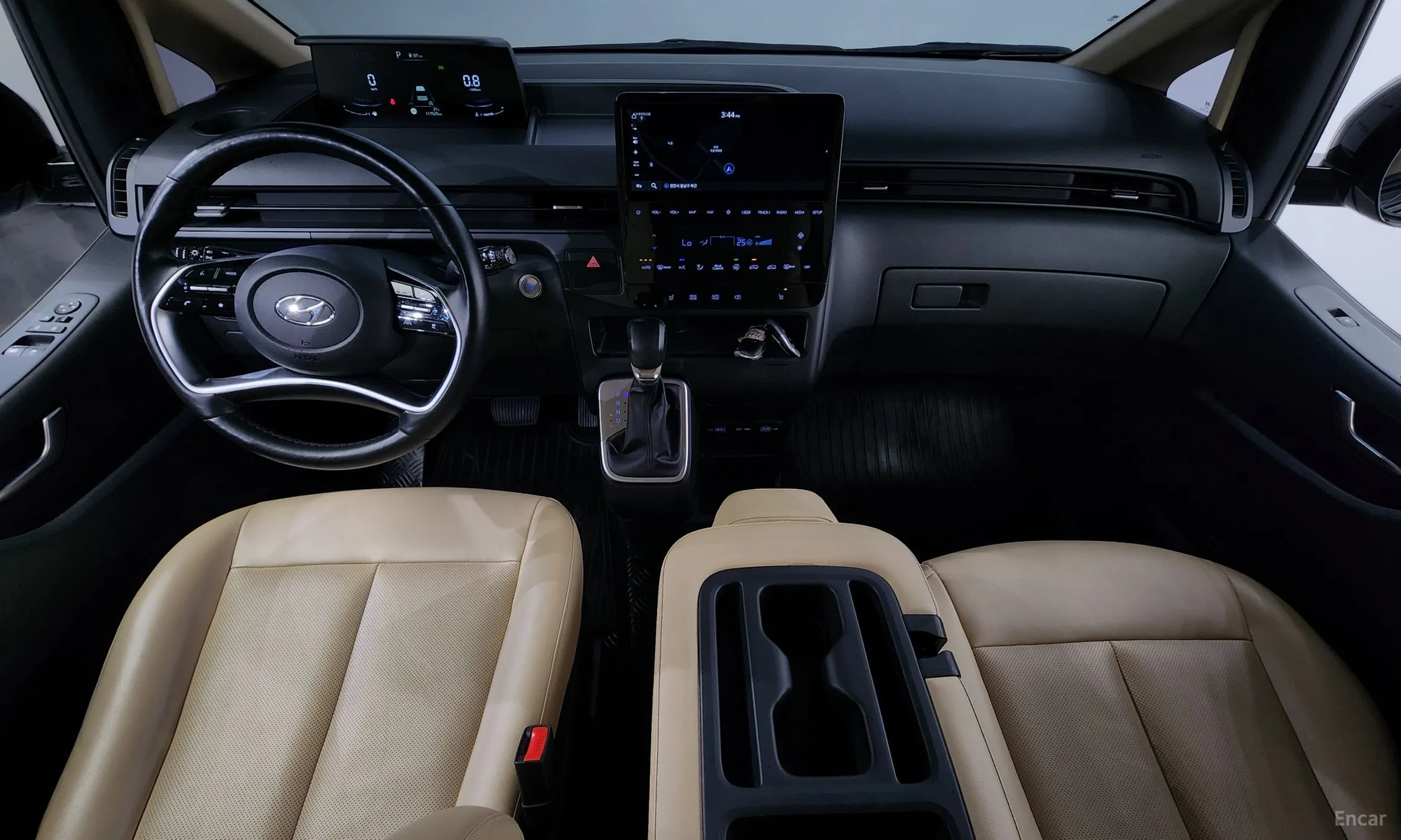 Hyundai Staria превью 4