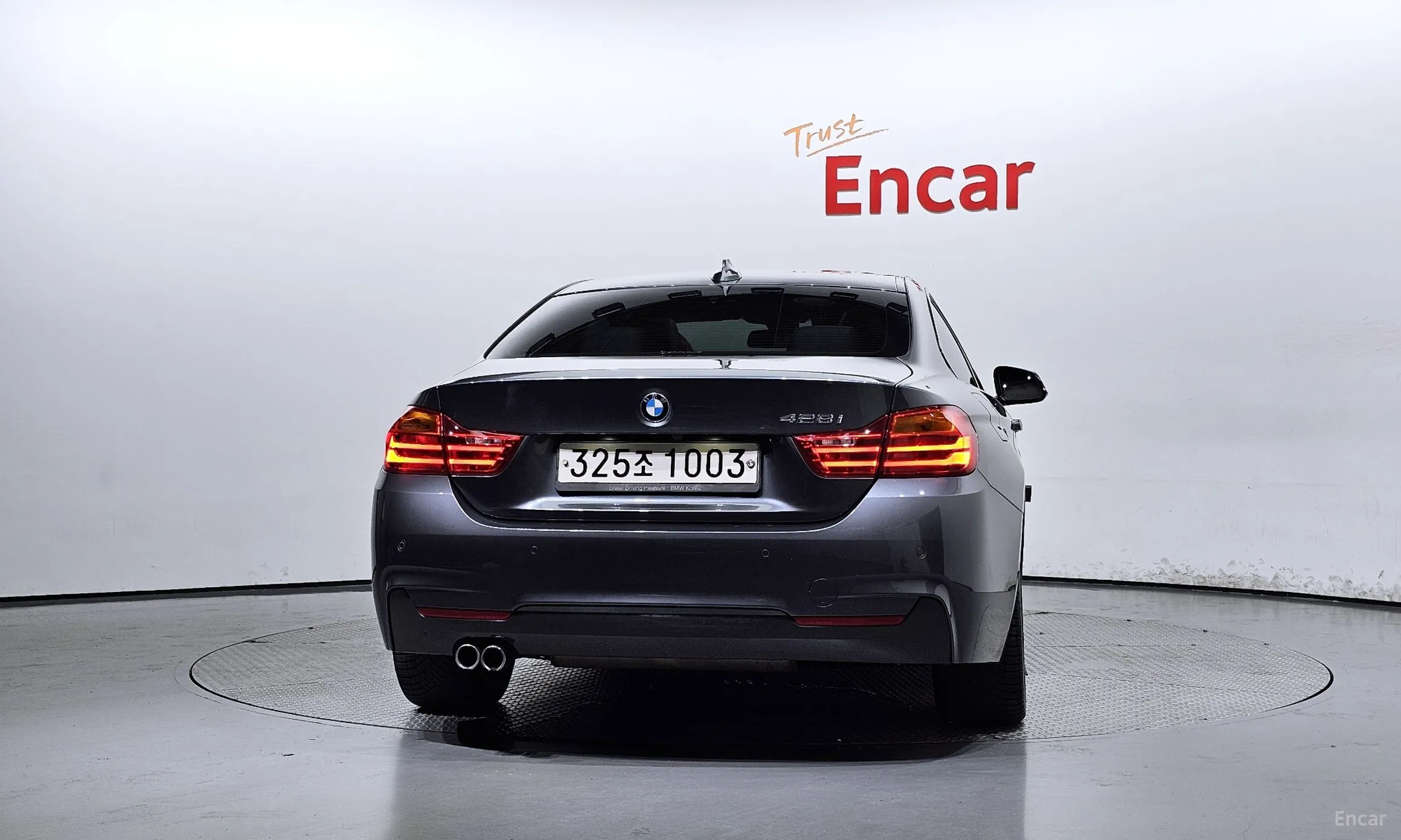 BMW Series 4 (F32) превью 3