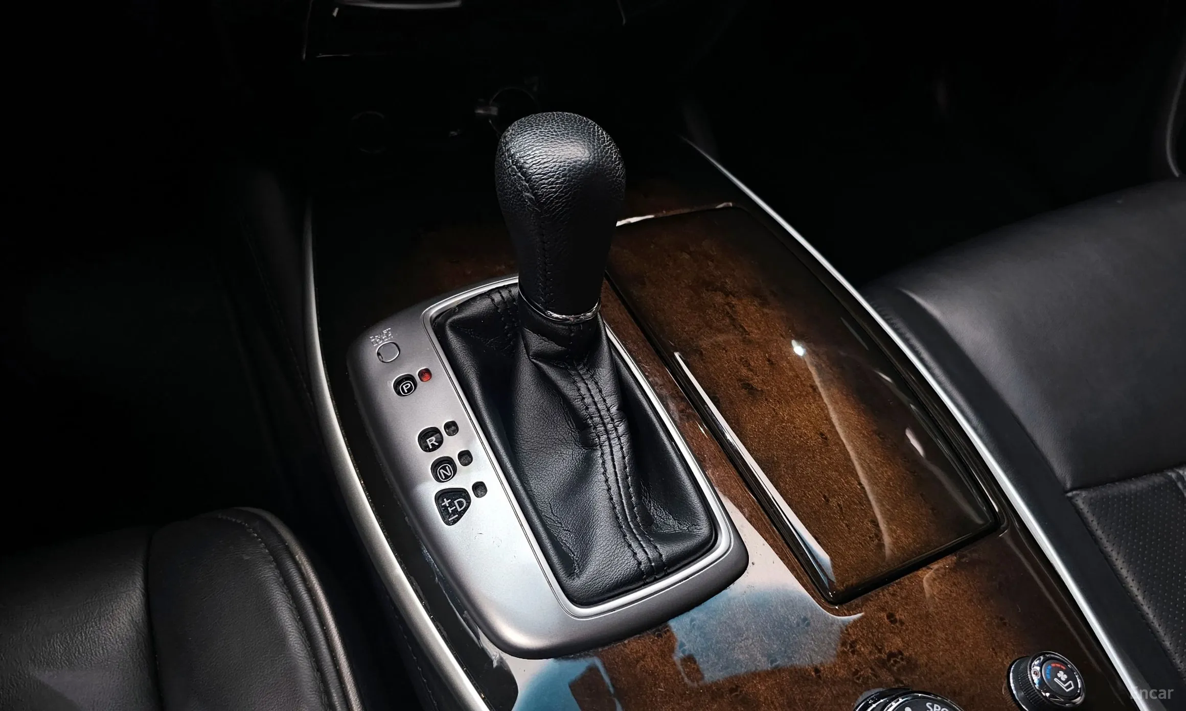 Infiniti QX60 превью 9