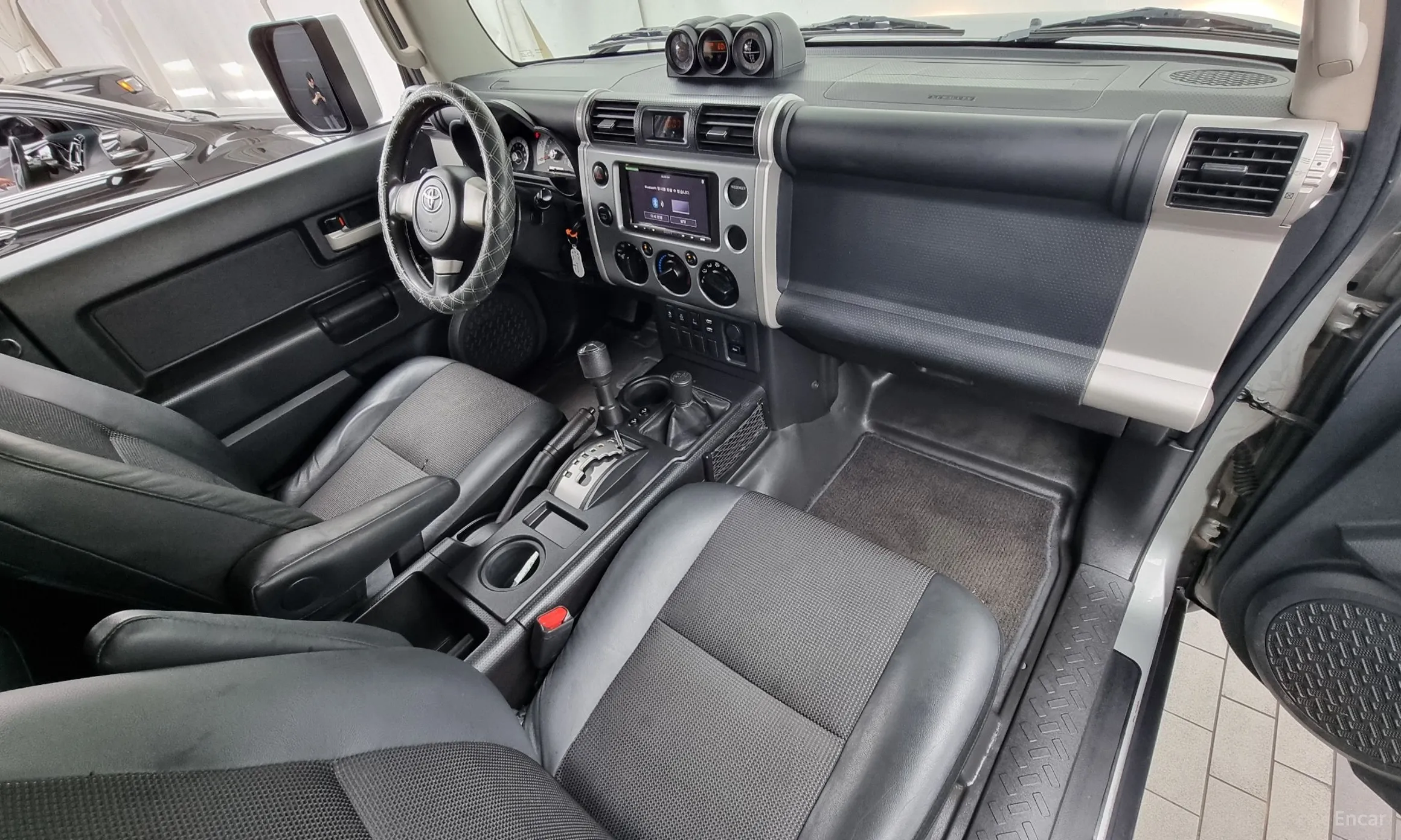 Toyota FJ Cruiser превью 7