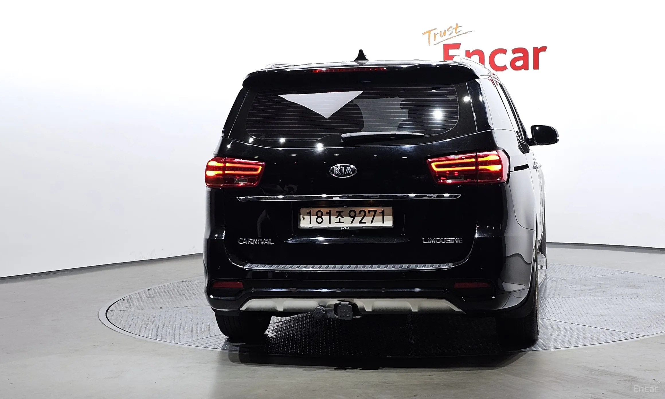 Kia Carnival превью 3