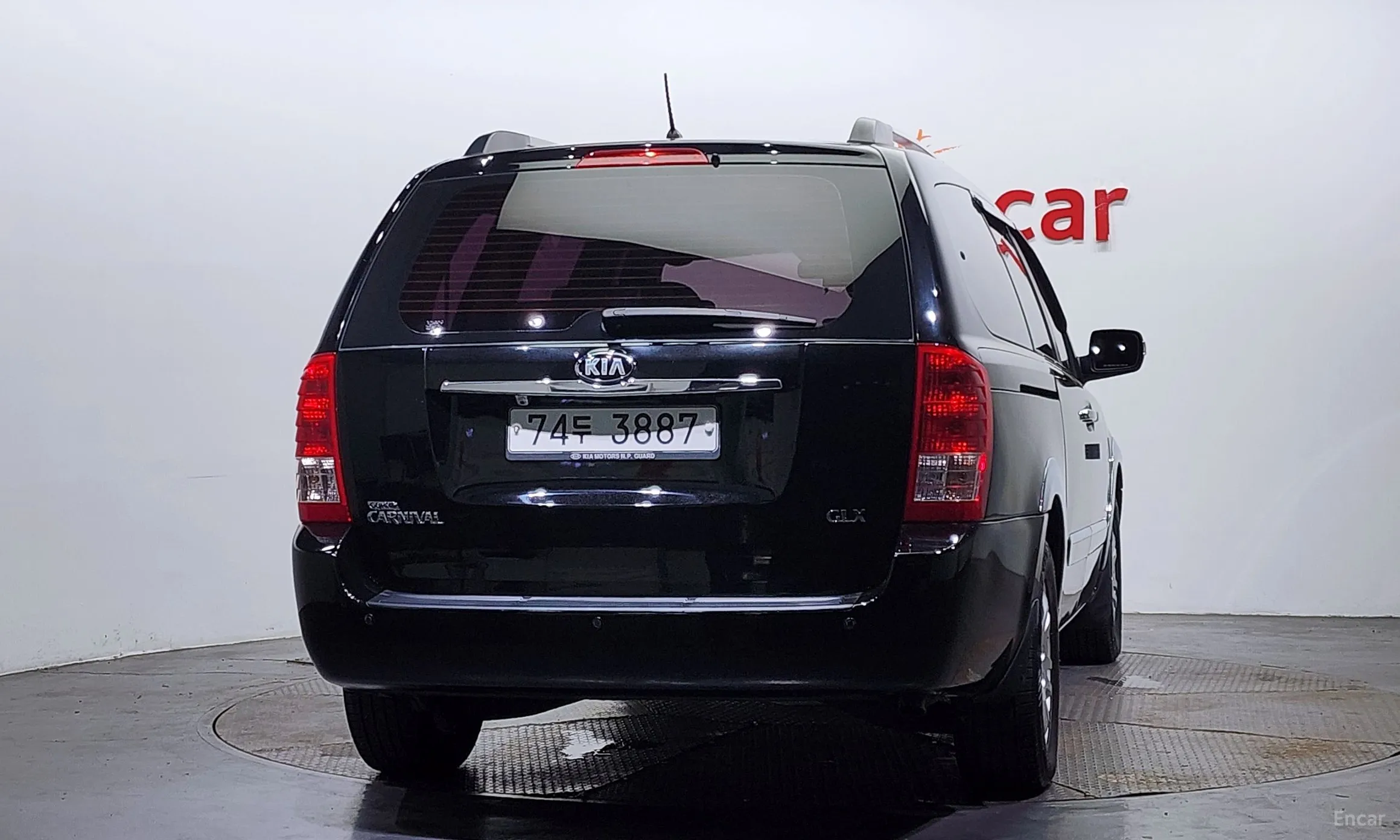 Kia Carnival R превью 3