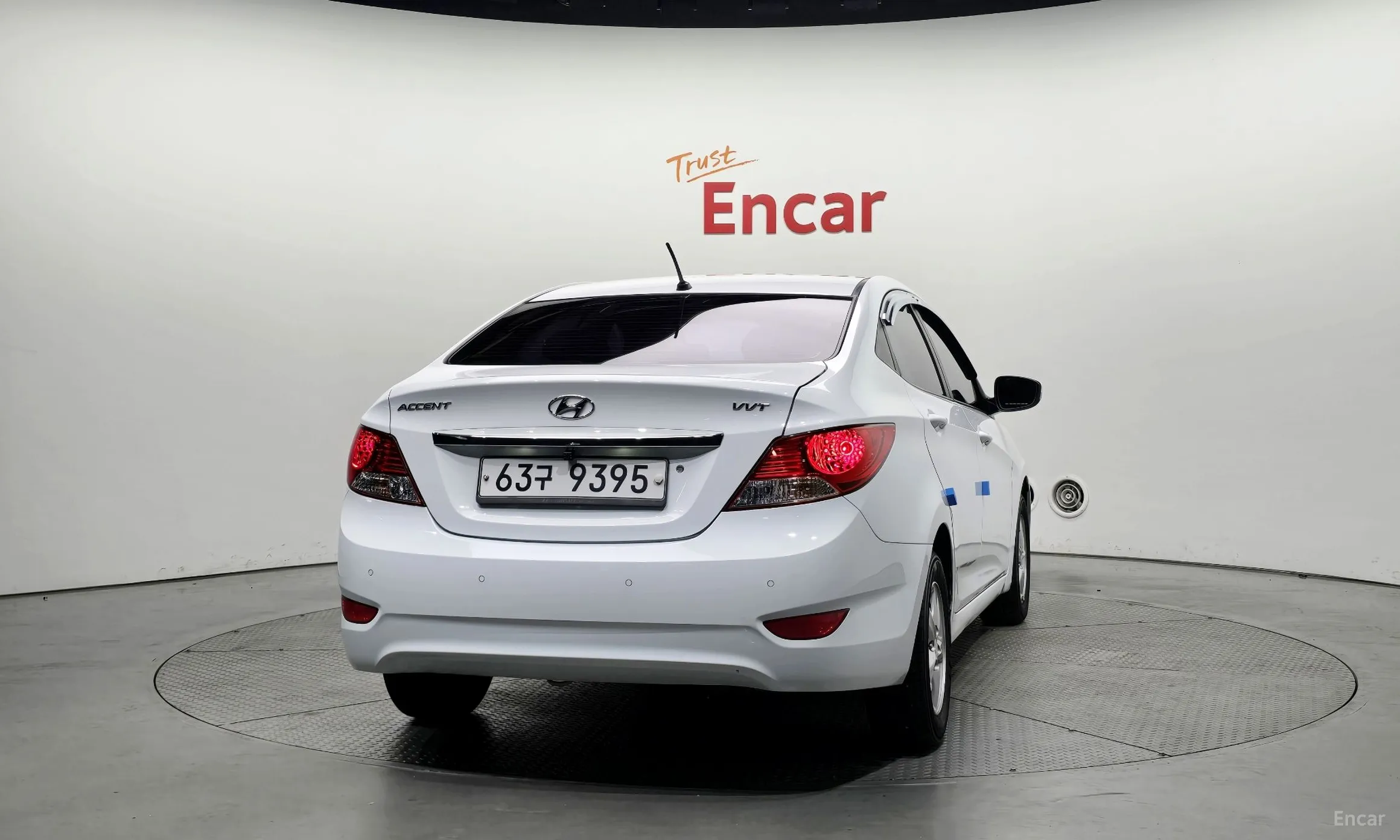 Hyundai Accent (new) превью 3