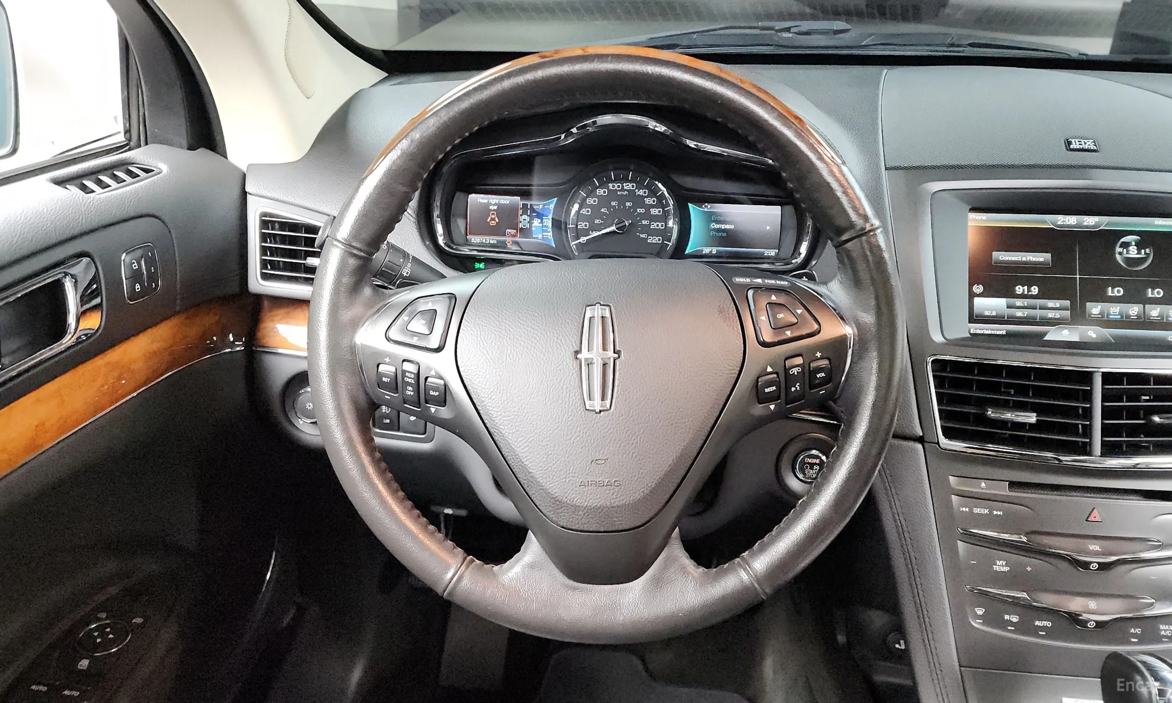 Lincoln MKT превью 13